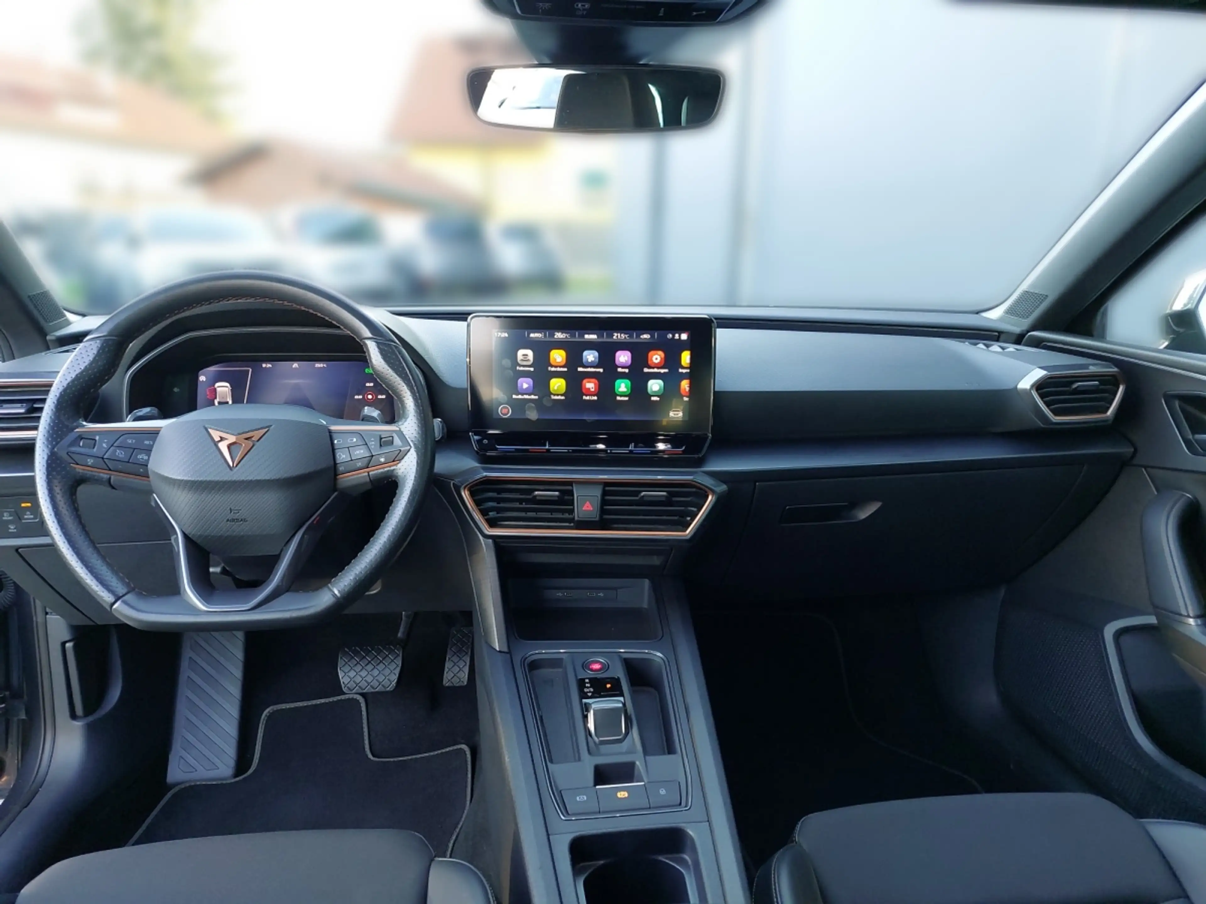 CUPRA Leon SP Kombi 1.5 eTSI DSG 150 — photo 4