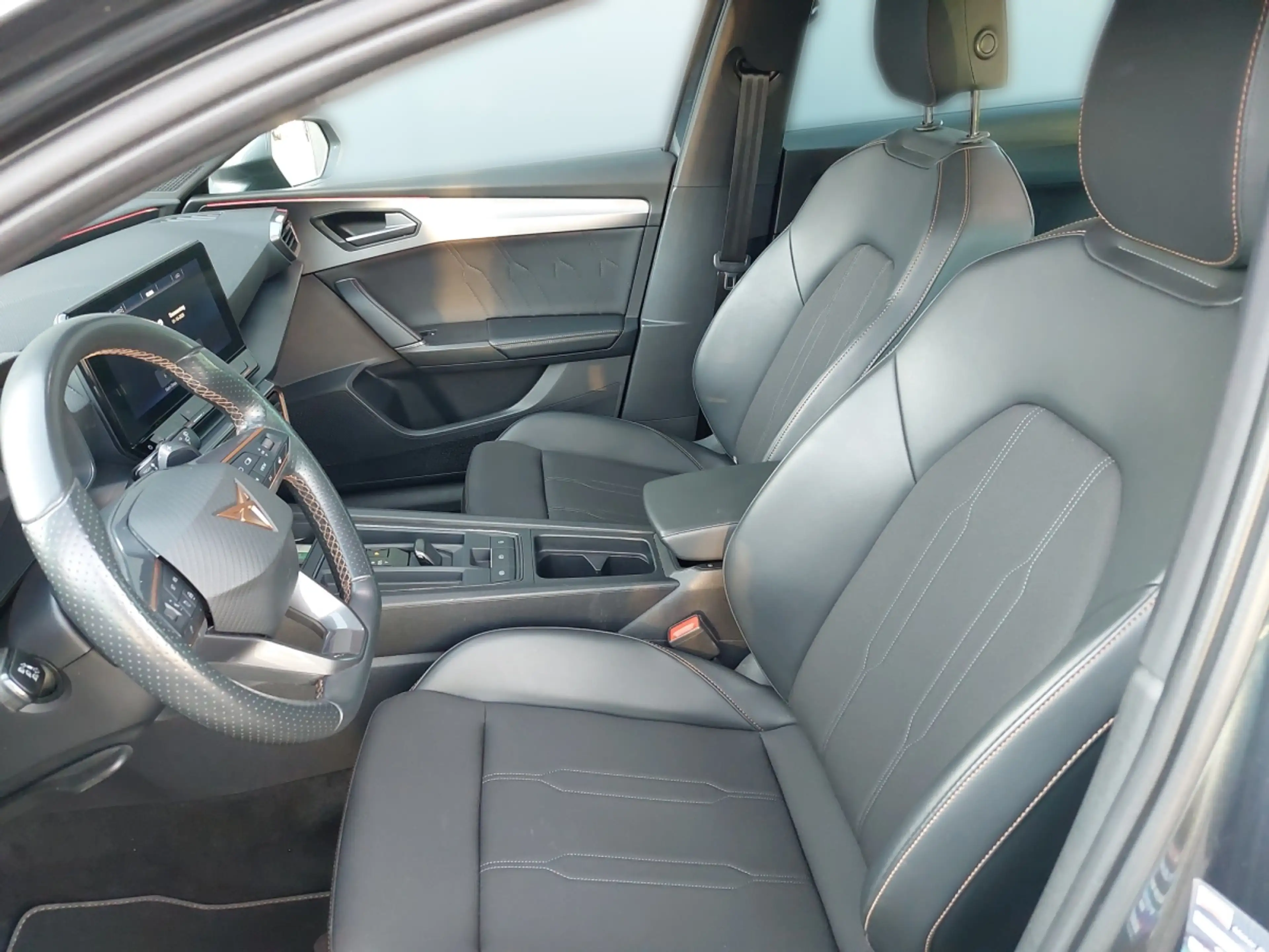 CUPRA Leon SP Kombi 1.5 eTSI DSG 150 — photo 5