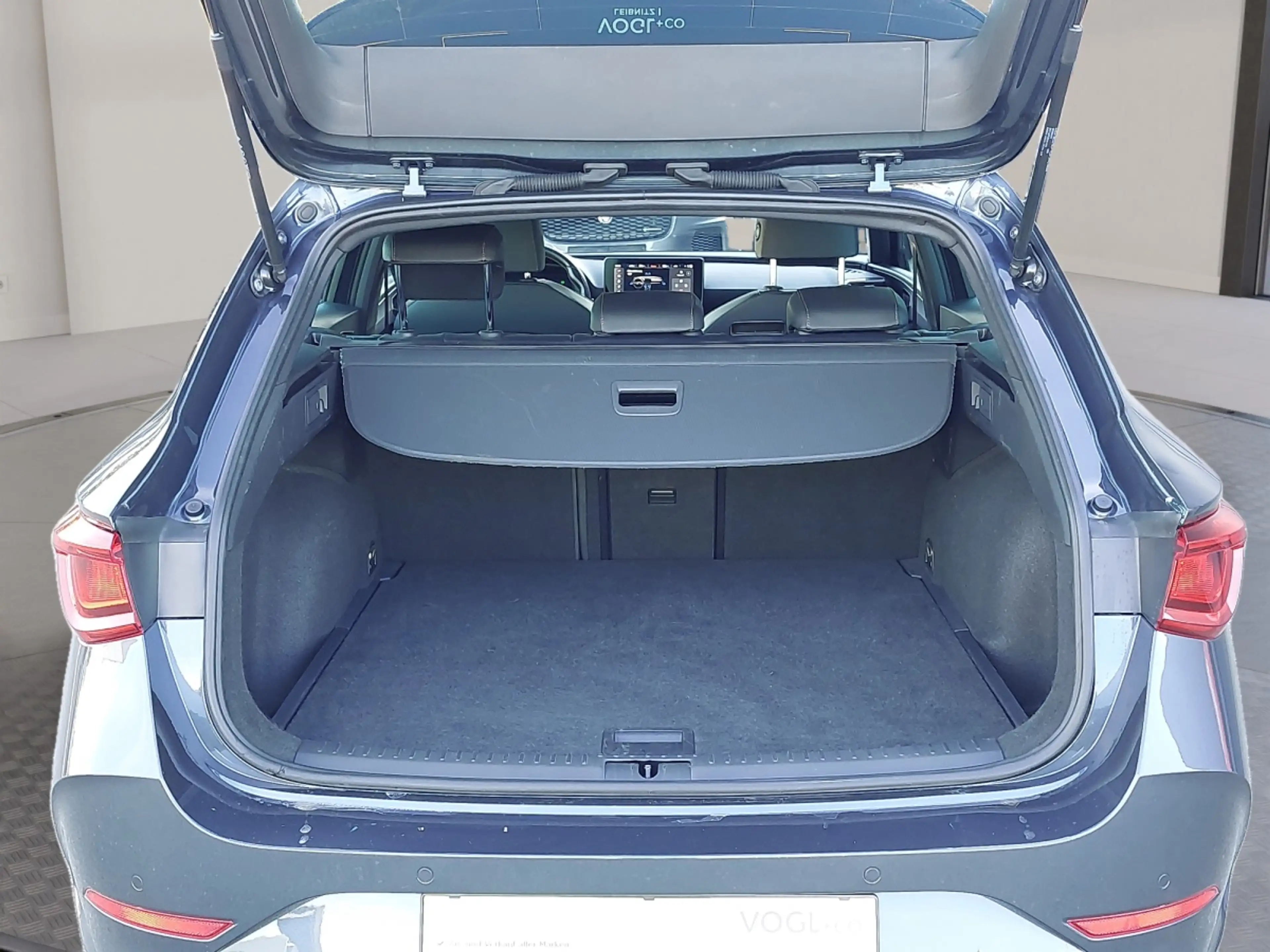 CUPRA Leon SP Kombi 1.5 eTSI DSG 150 — photo 12