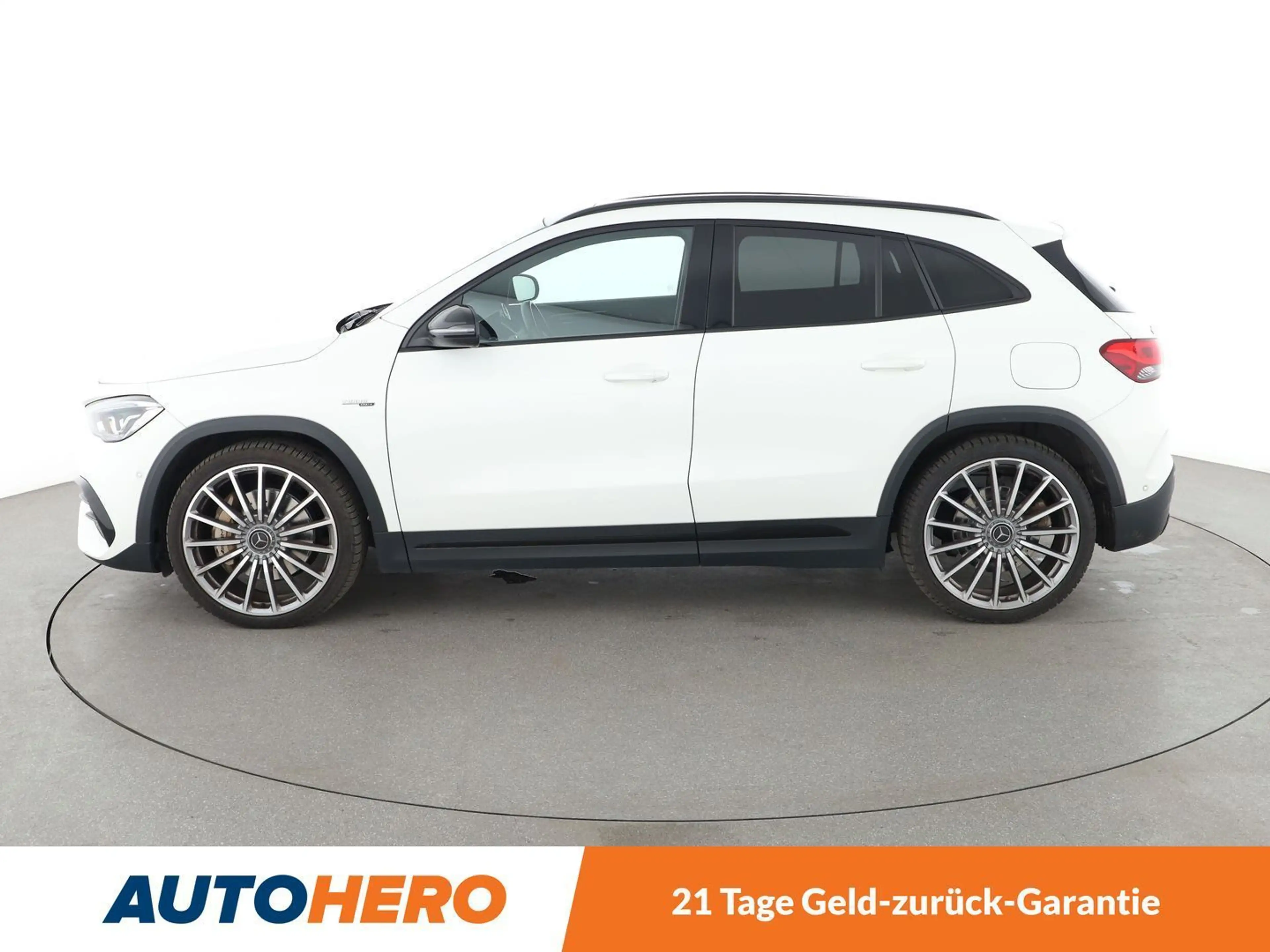 Mercedes-Benz GLA 35 AMG GLA 35 AMG 4Matic Aut*LED*TEMPO*CAM*PANO*SHZ*PDC* — photo 3