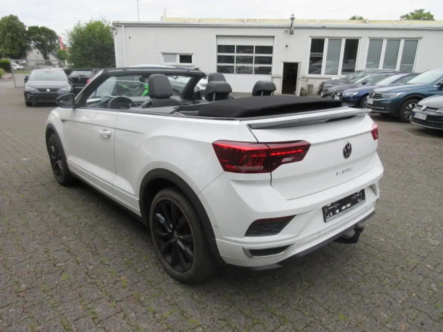 Volkswagen T-Roc Cabrio R-Line 1.5 TSI DSG NAVI AHK LED KAMERA BLACK STYLE APP ALU APS SITZHEIZUNG Weiß - 2