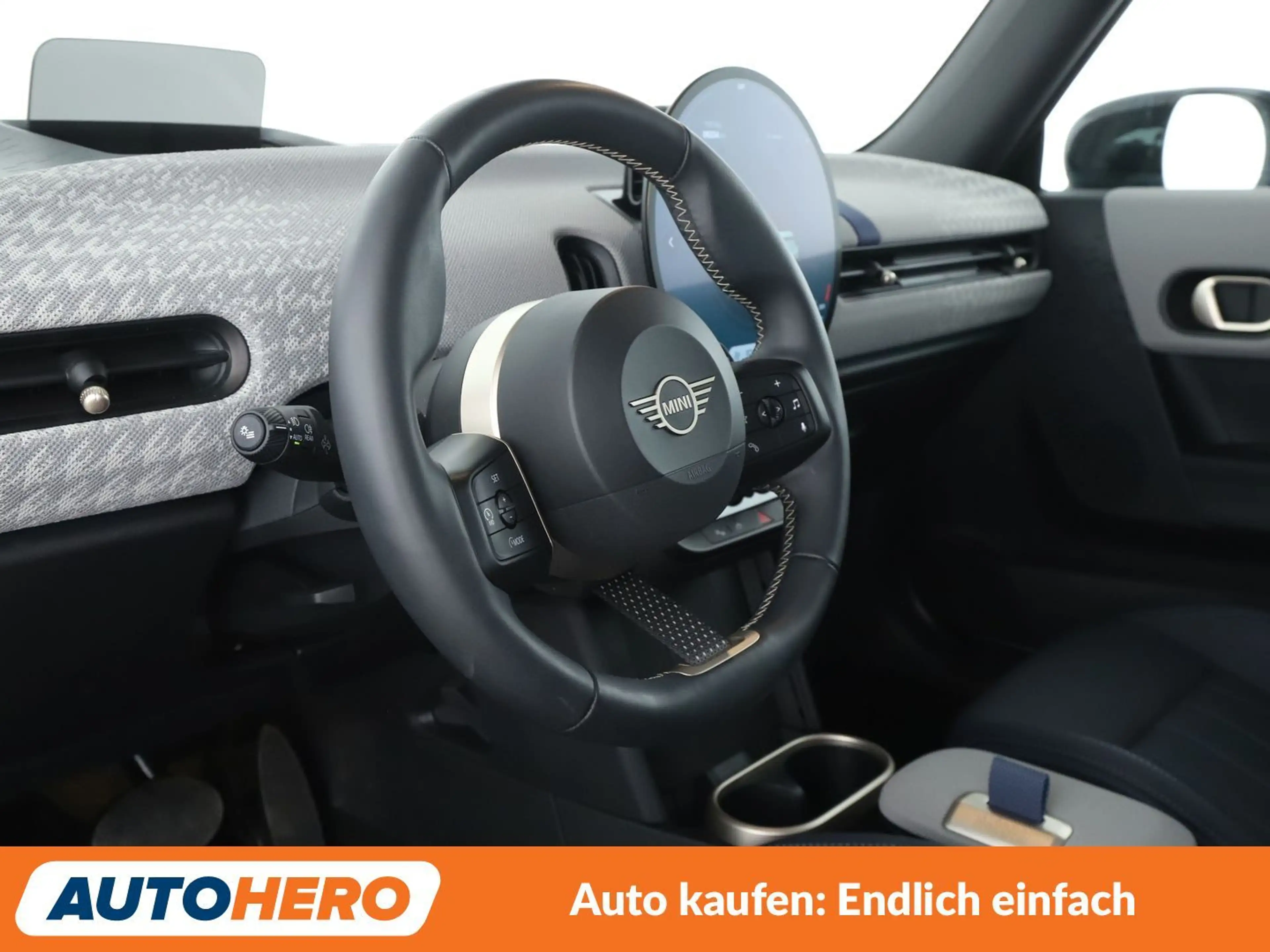 MINI Cooper S Cooper S Favoured Trim Aut.*NAVI*HEAD-UP*LED*CAM* — photo 11