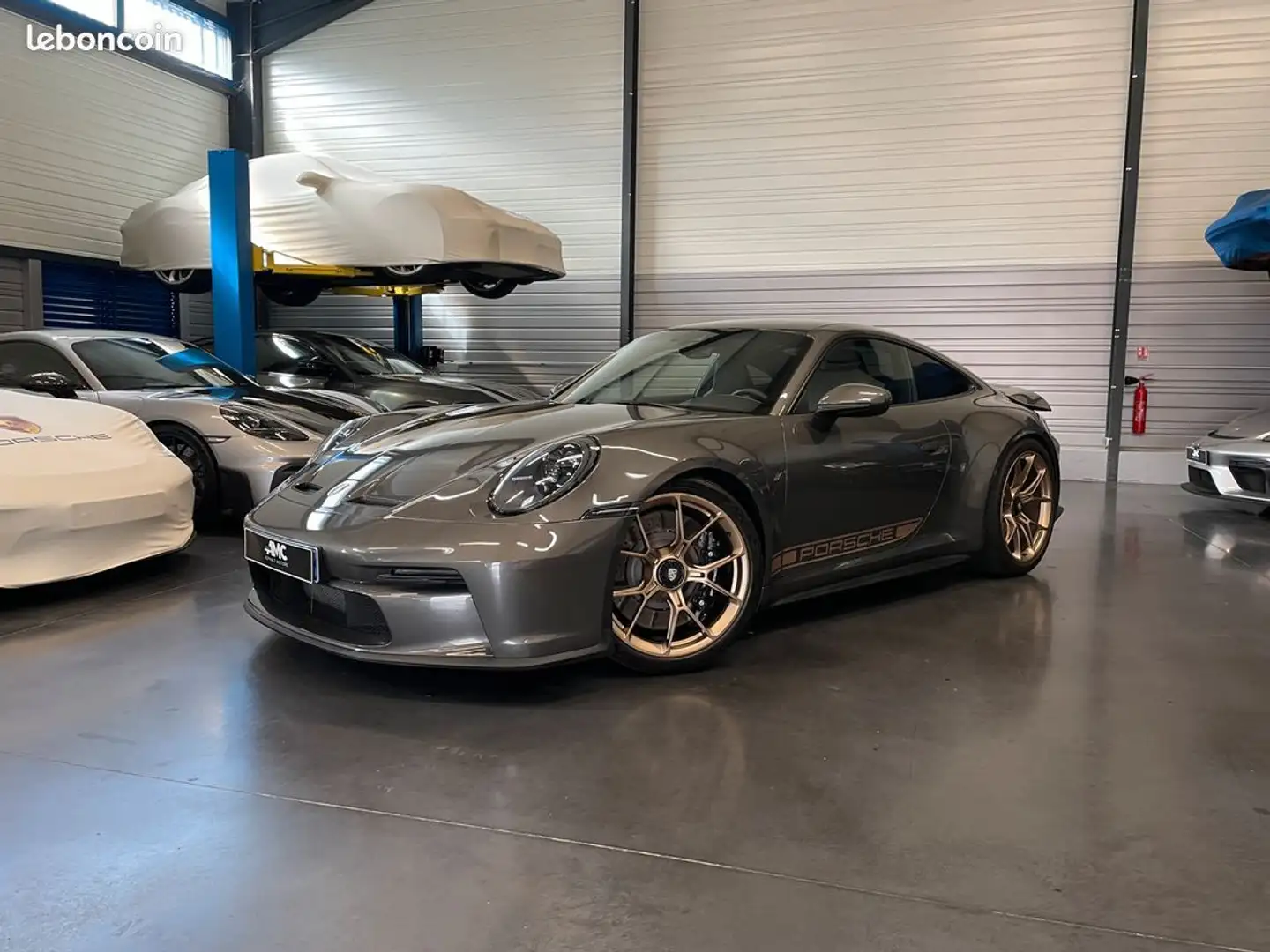 Porsche 992 992 GT3 Touring – Pack Carbone Suivi Française Grijs - 2