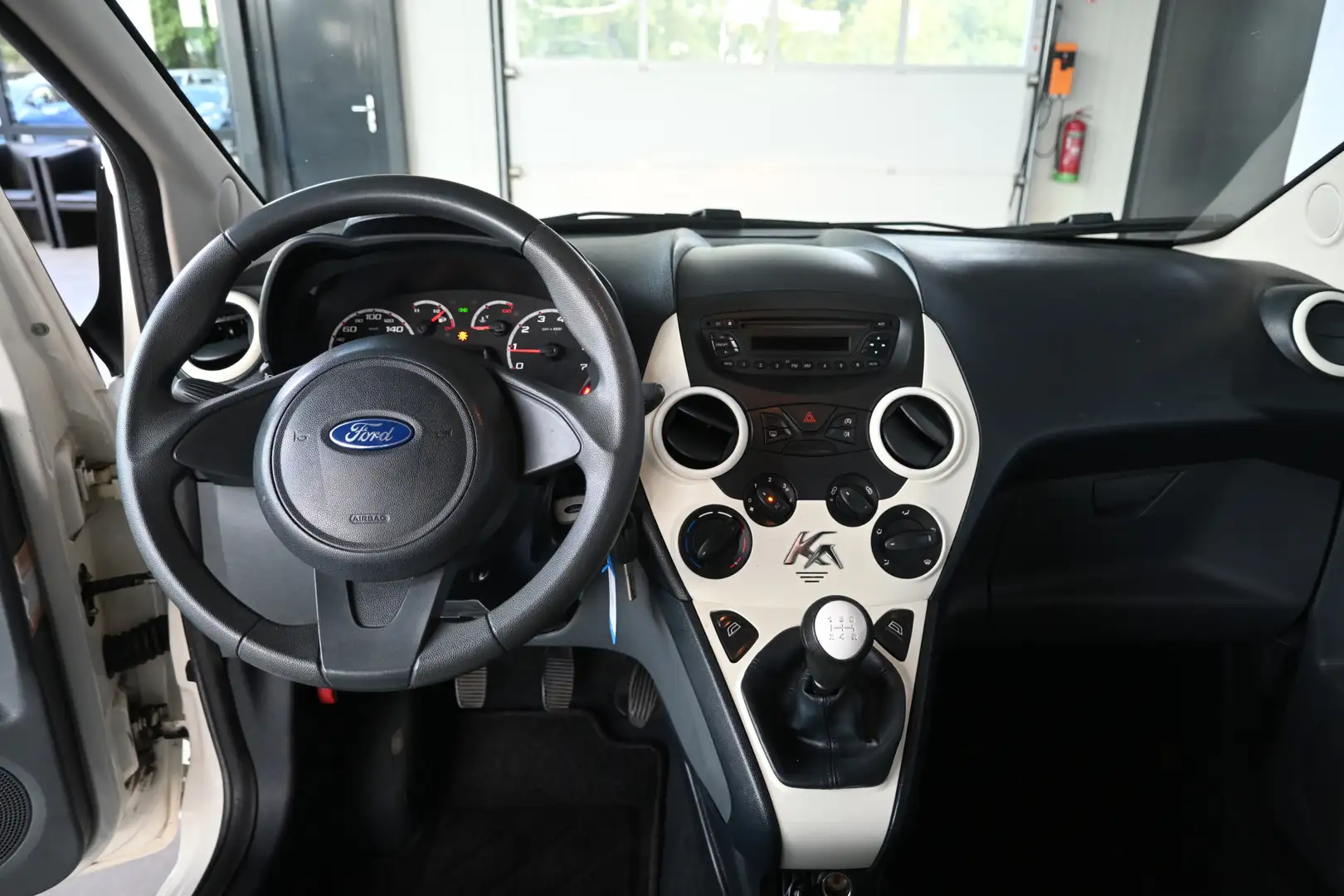 Ford Ka/Ka+ 1.2 Cool & Sound start/stop Airco Goed Onderhouden Blanco - 2