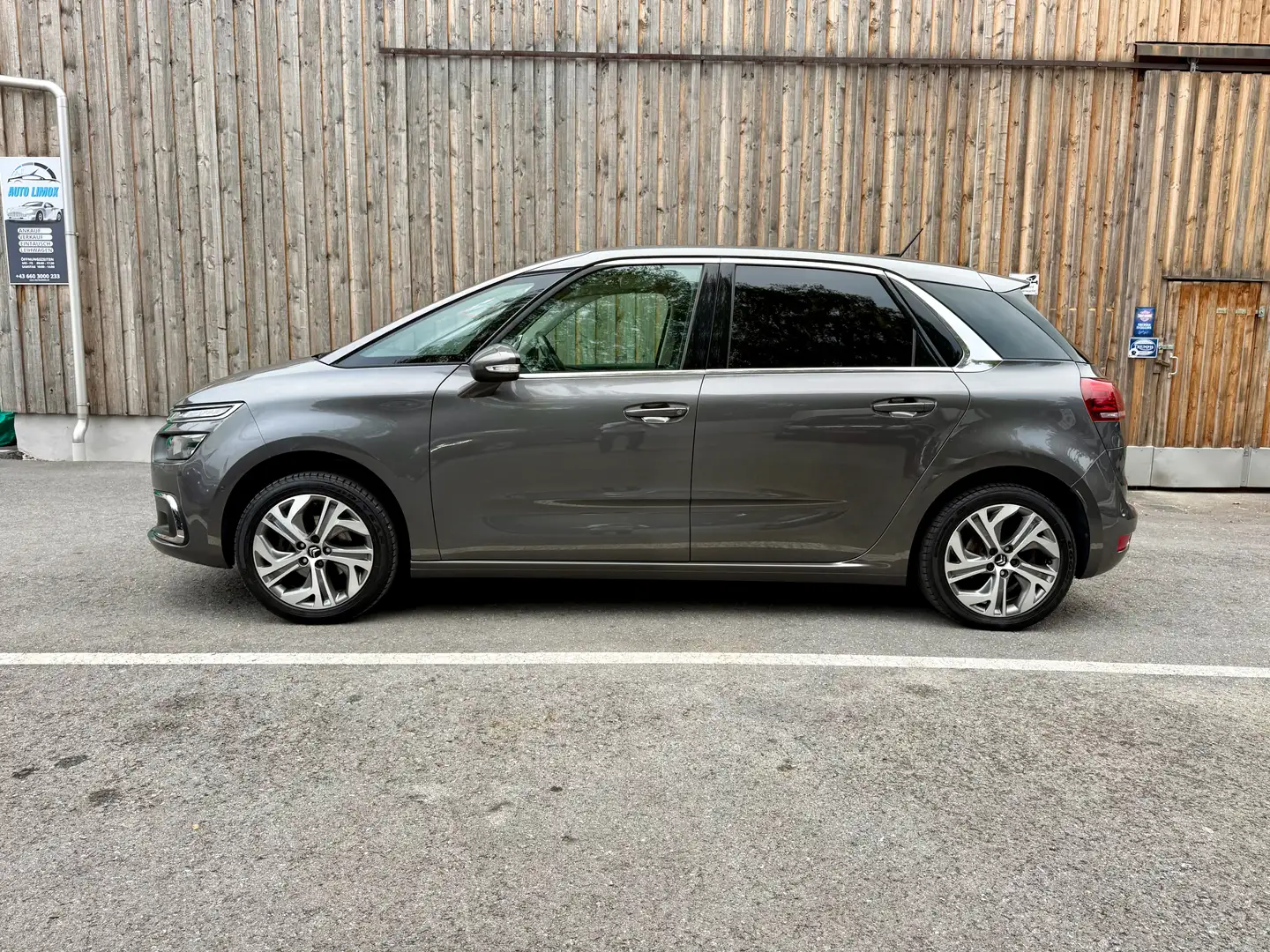 Citroen C4 SpaceTourer 1,5 Diesel / Selection Grau - 2