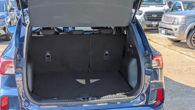 Ford Kuga view 15