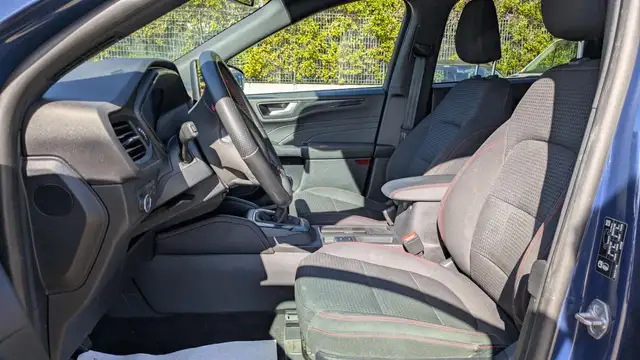 Ford Kuga view 10
