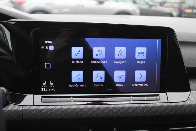 Volkswagen Golf view 25