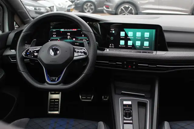 Volkswagen Golf view 9