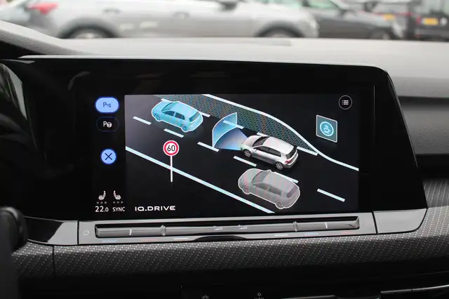 Volkswagen Golf view 23