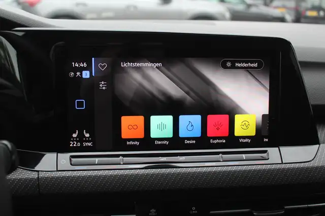 Volkswagen Golf view 26