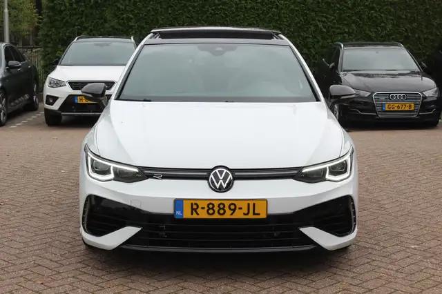 Volkswagen Golf view 8