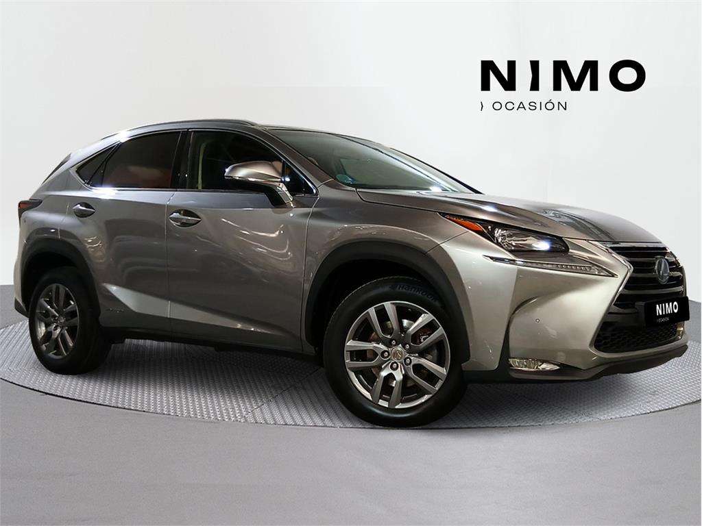 Lexus NX 300 300h Executive 4WD Tecno + Navibox - foto 1