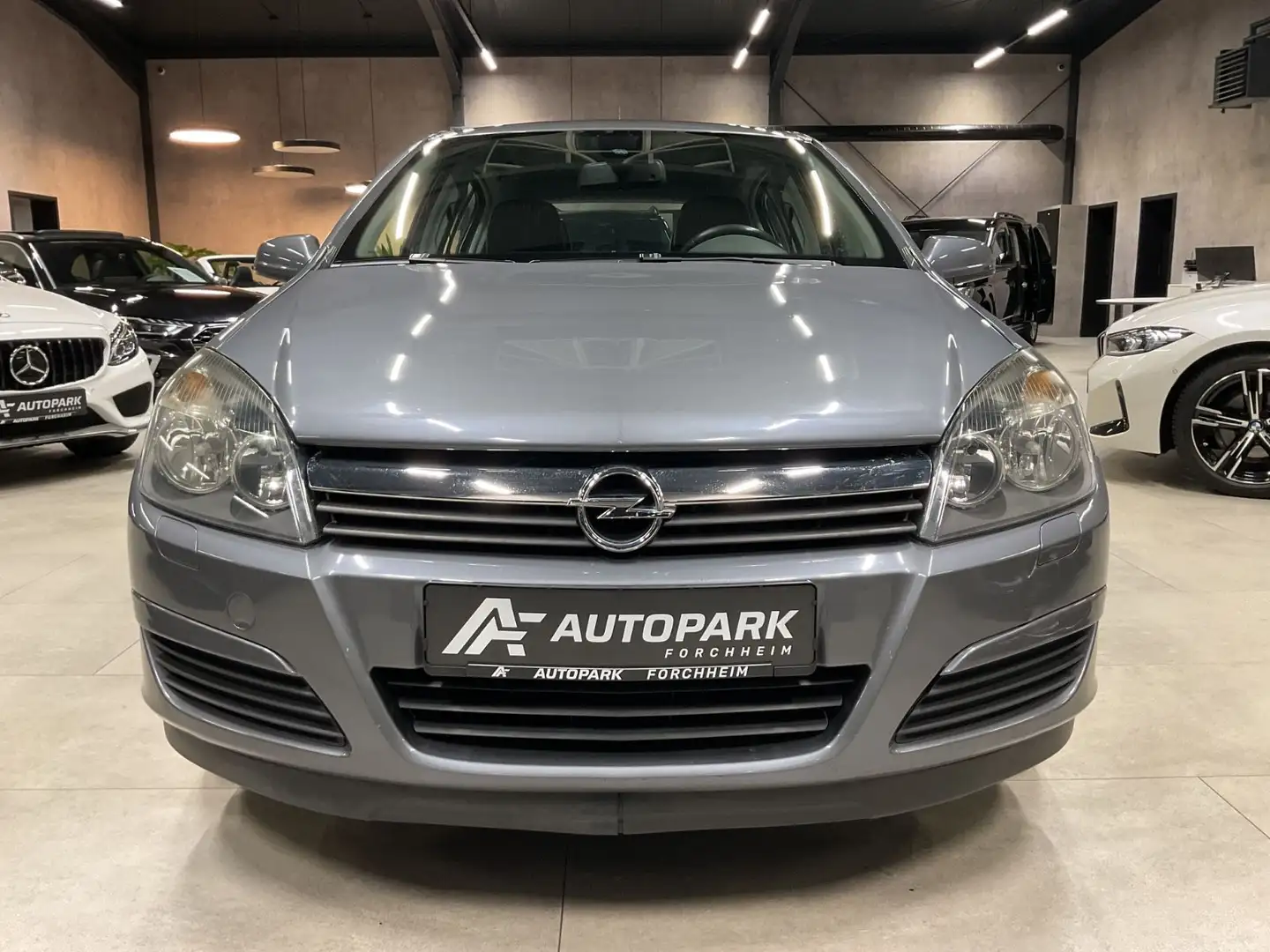 Opel Astra H 1.8 Elegance Klimaautom. Leder Sitzh. Grau - 2