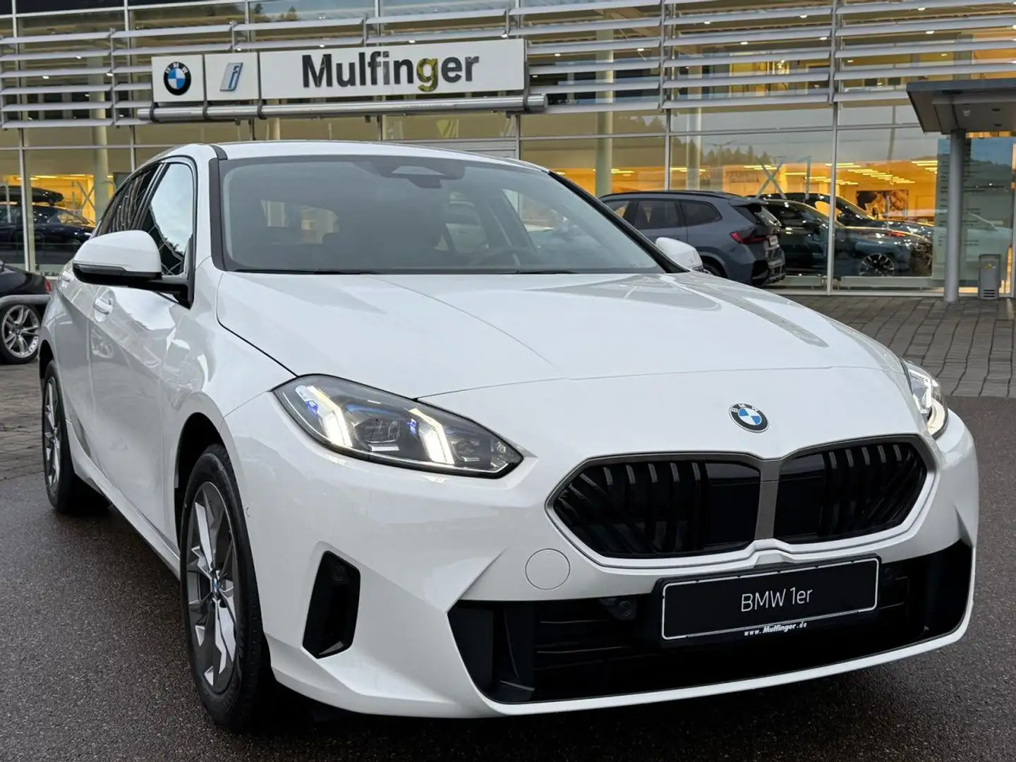 BMW 120 Premium Adaptiv LED Driv Ass DAB 16" Klima PDC Blanc - 2