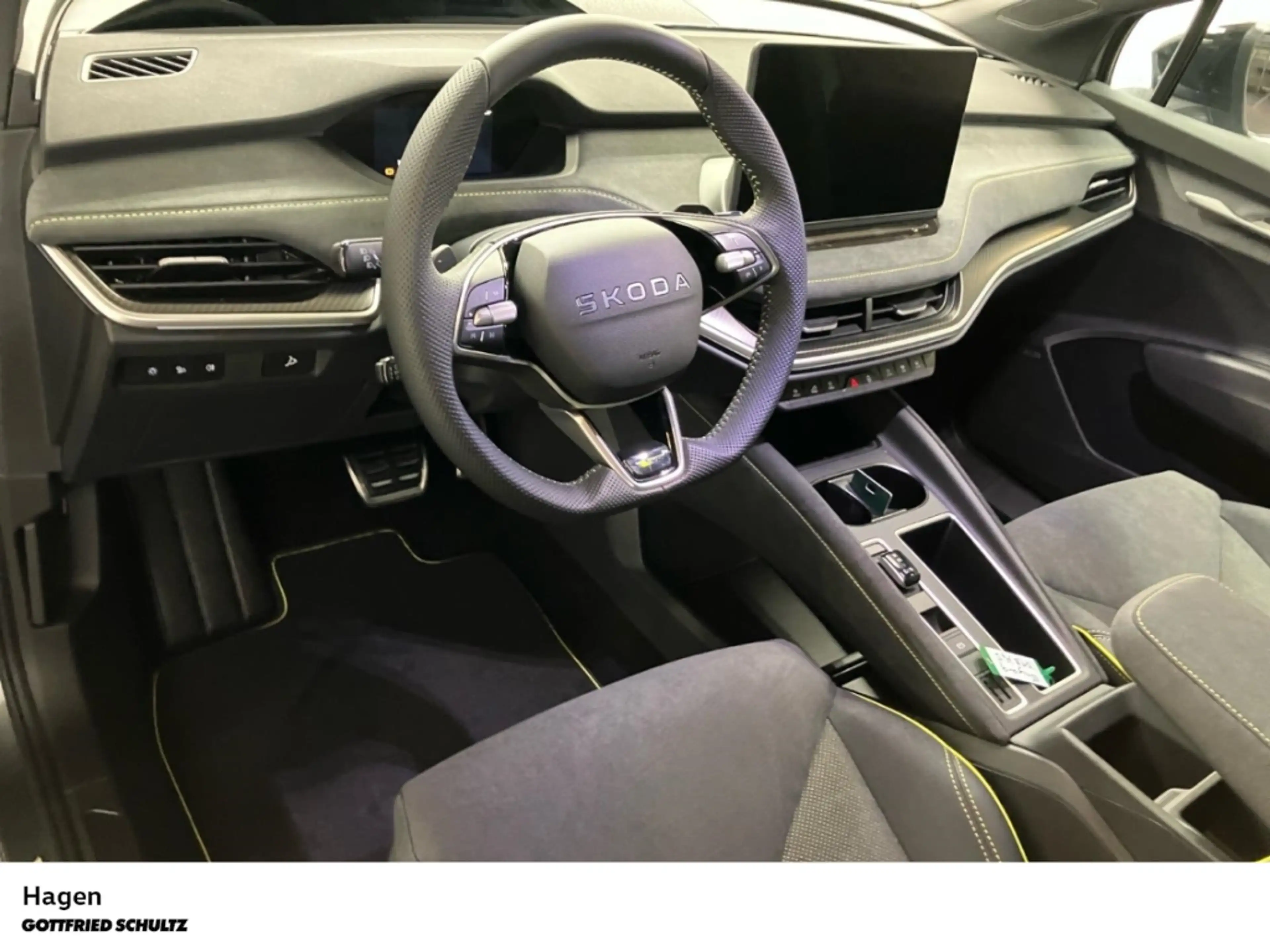 Skoda Enyaq RS 4x4 — photo 15