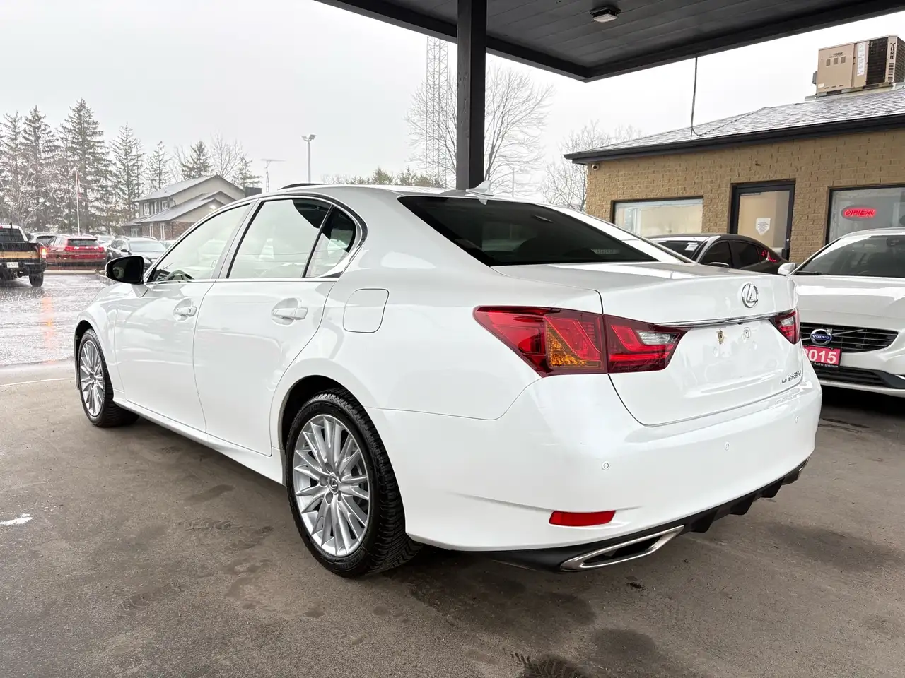 Lexus GS снимка Lexus GS