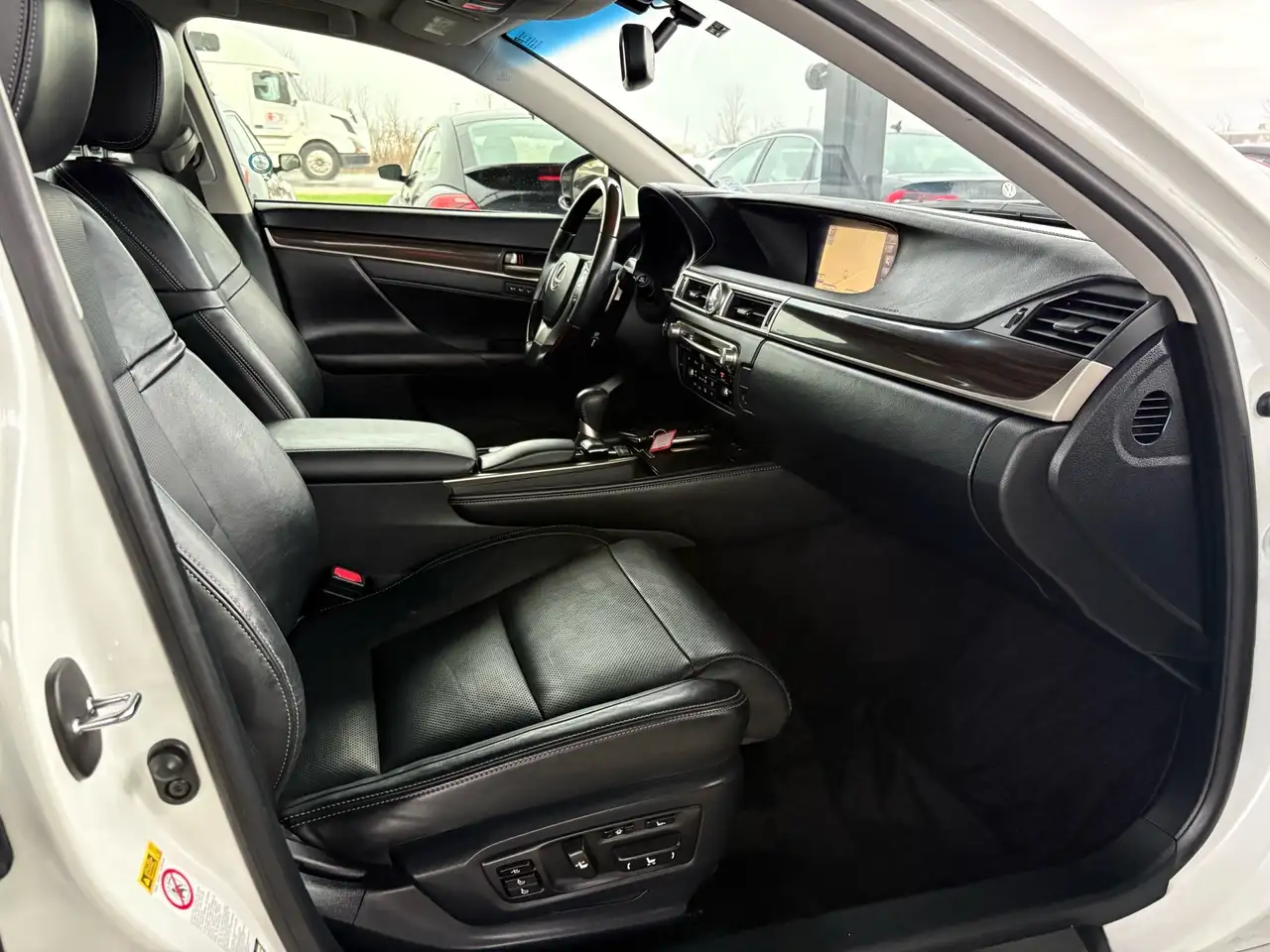 Lexus GS снимка Lexus GS