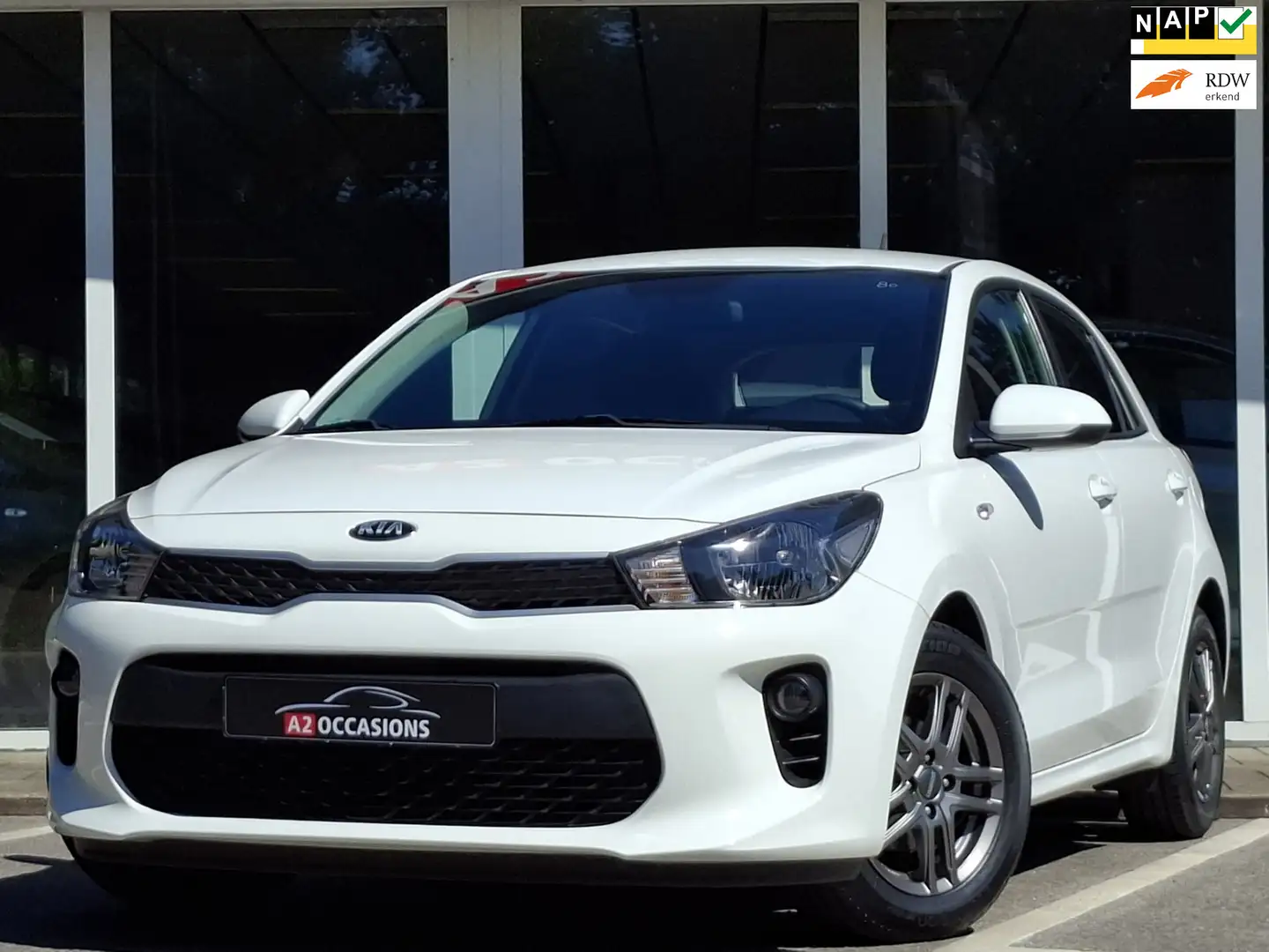 Kia Rio 1.2 85pk (4 cilinder) 1e Eig./Bluetooth/Airco/LM v Wit - 1