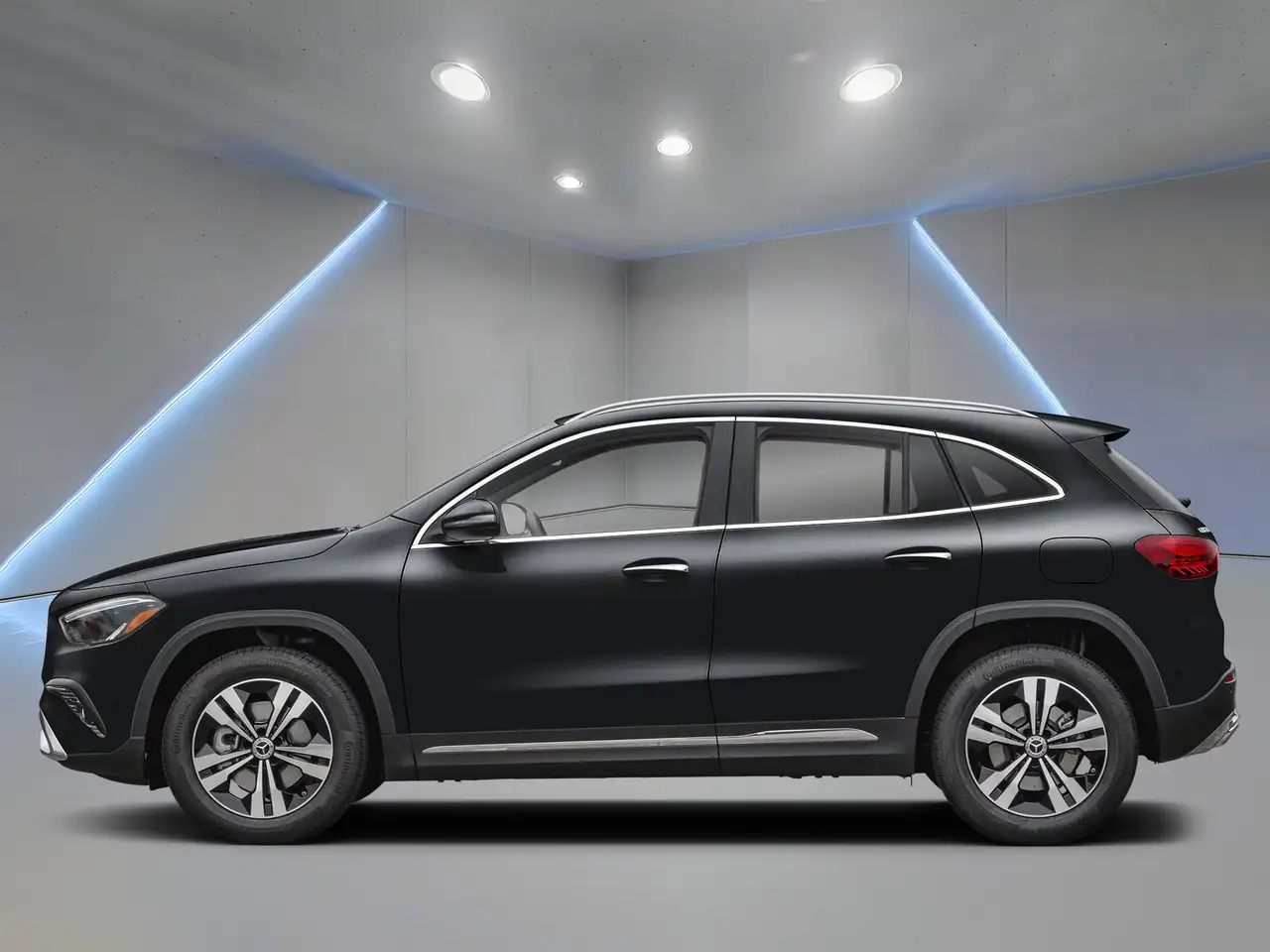 Mercedes-Benz GLA снимка Mercedes-Benz GLA