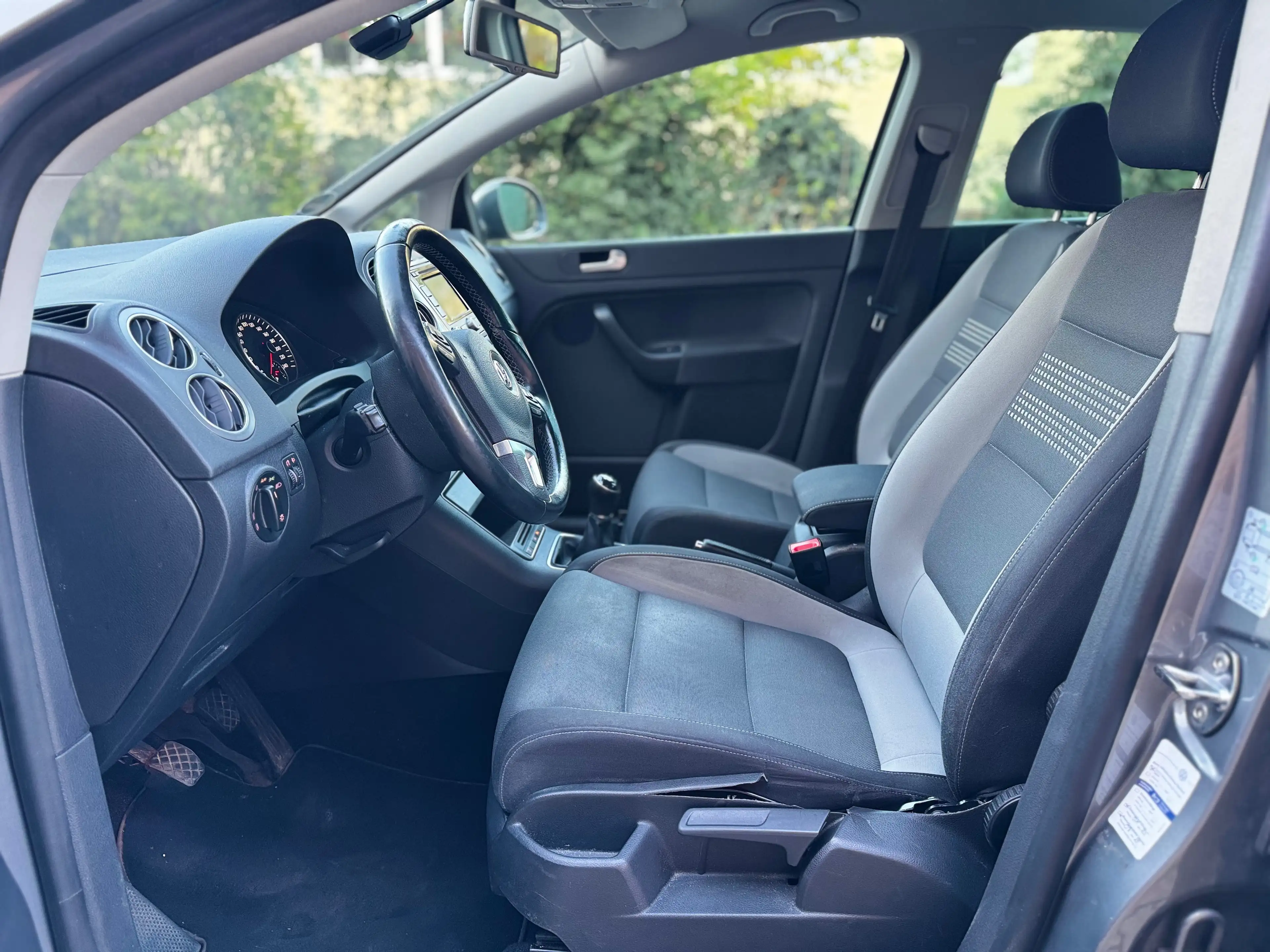 Volkswagen Golf Plus Life*PDC*Kamera*Navi*AHK*SHZ — photo 10
