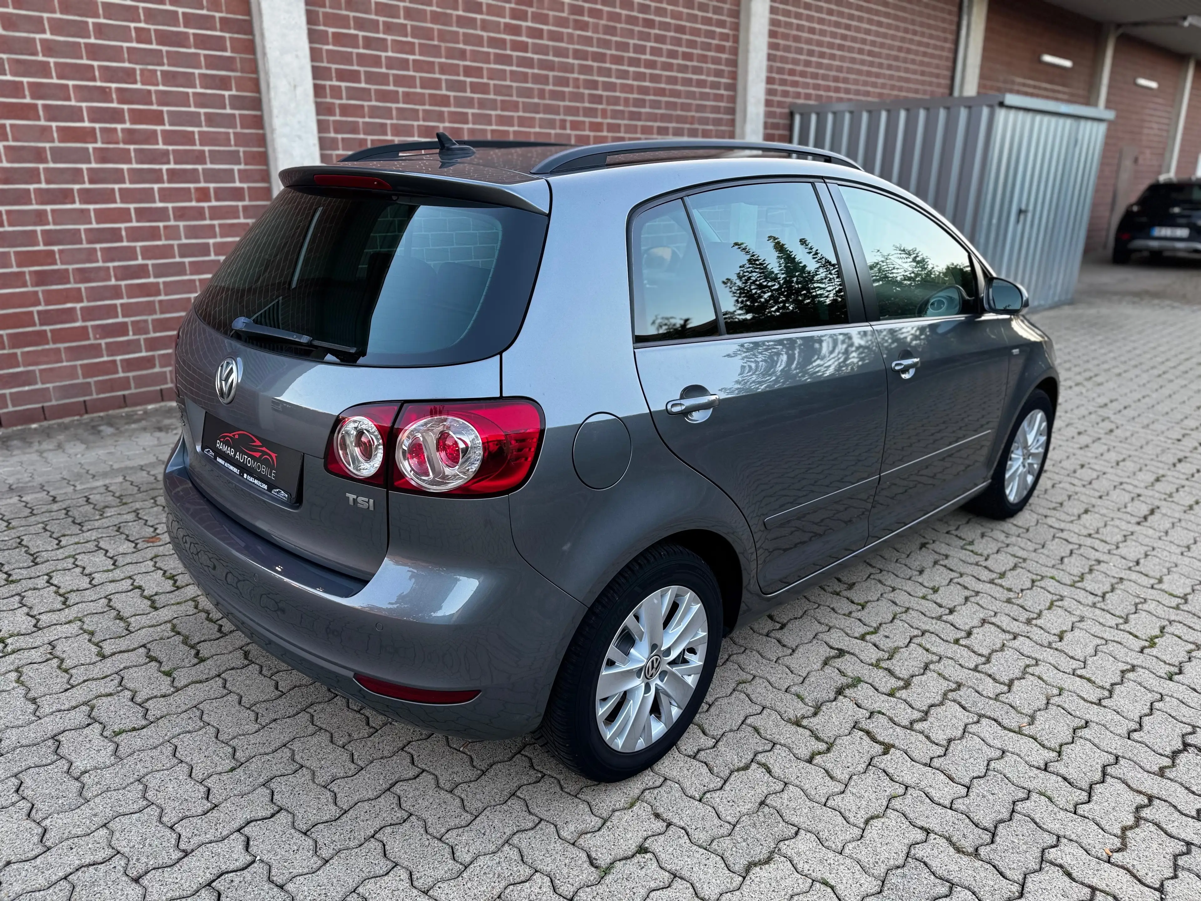 Volkswagen Golf Plus Life*PDC*Kamera*Navi*AHK*SHZ — photo 4