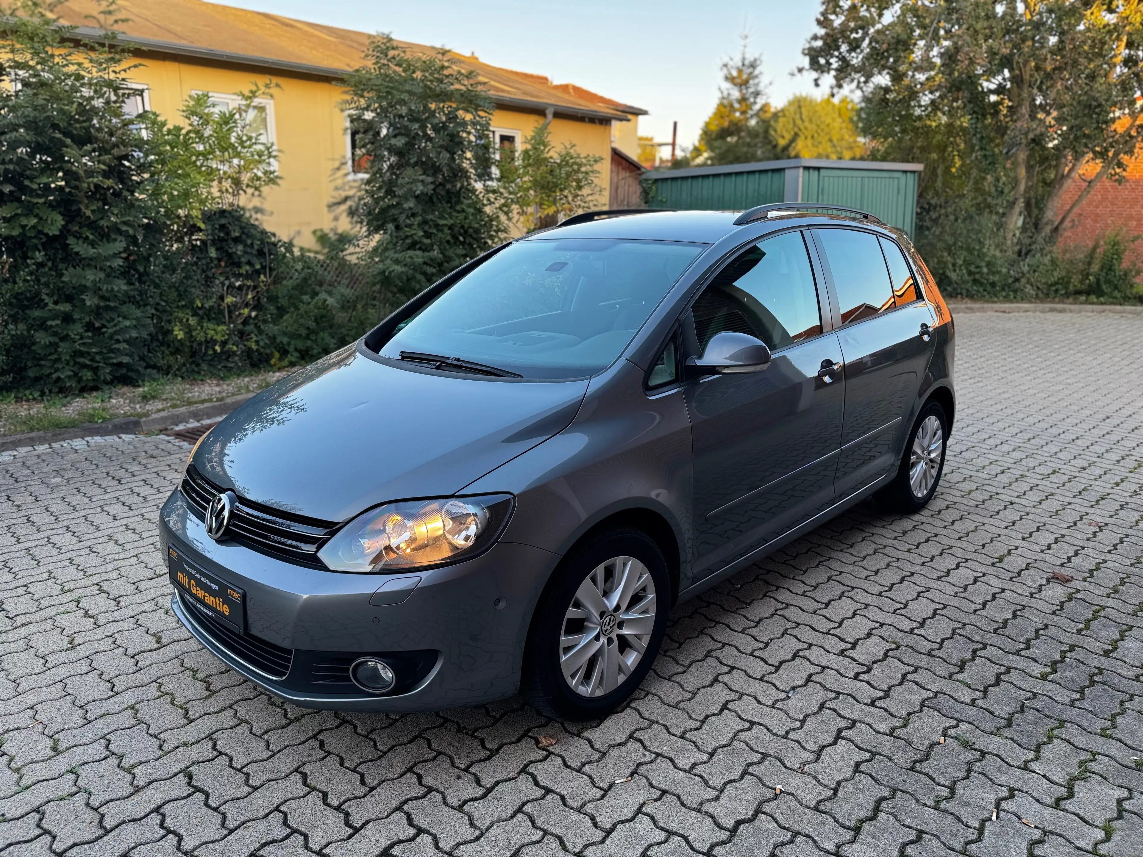 Volkswagen Golf Plus Life*PDC*Kamera*Navi*AHK*SHZ