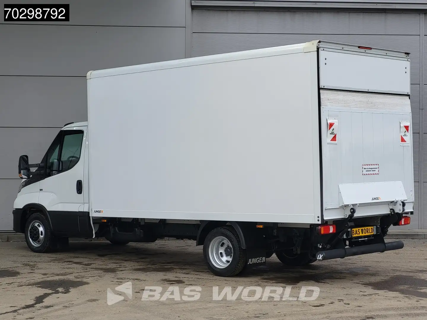Iveco Daily 35C16 Laadklep Dubbellucht Bakwagen 160PK Airco Eu Wit - 2