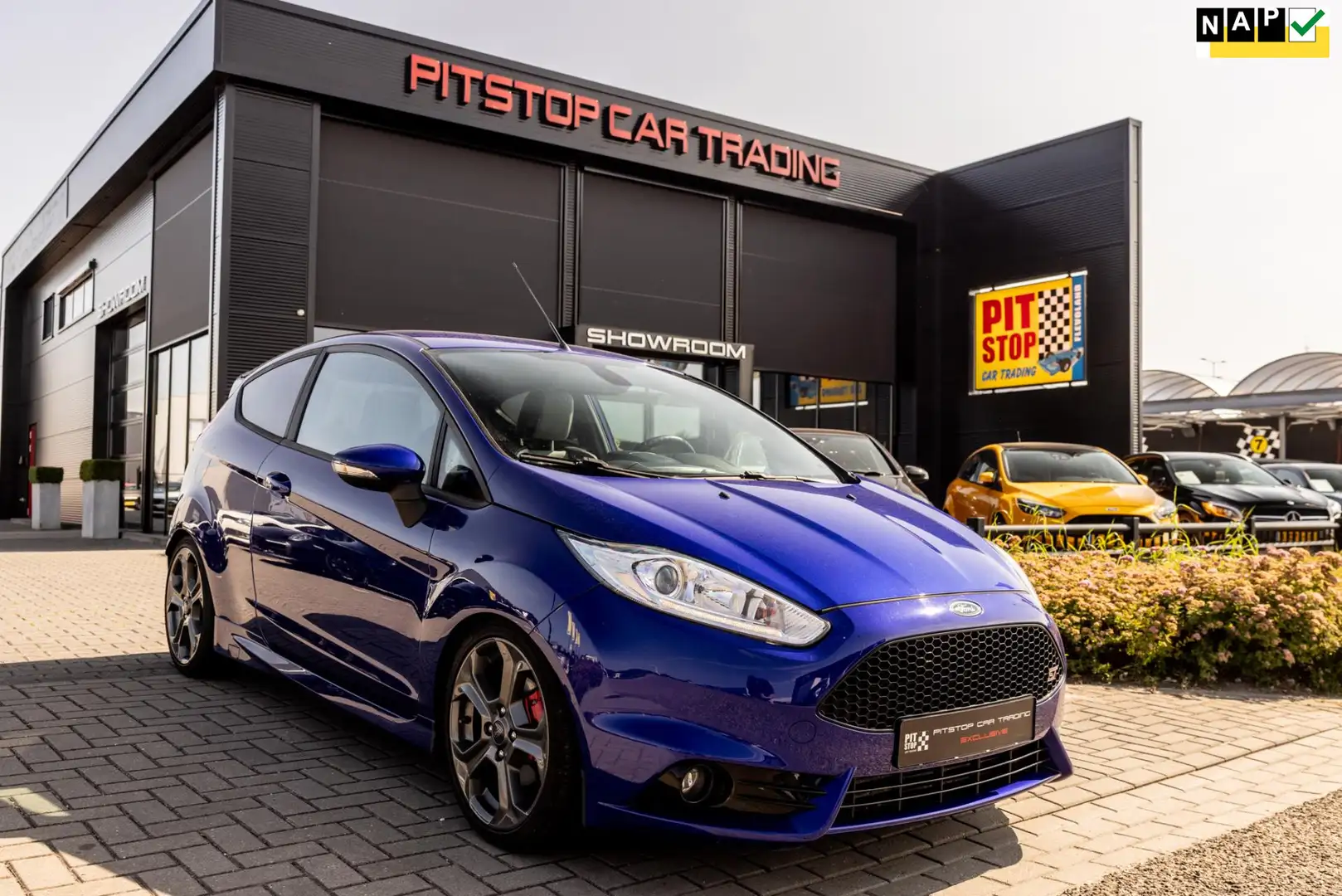 Ford Fiesta 1.6 ST2, 182 PK, Cruise, Camera, RVS-uitlaat, Tops Blauw - 1