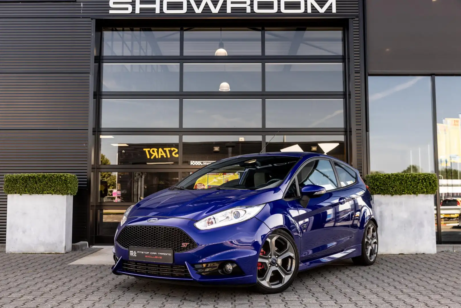 Ford Fiesta 1.6 ST2, 182 PK, Cruise, Camera, RVS-uitlaat, Tops Blauw - 2