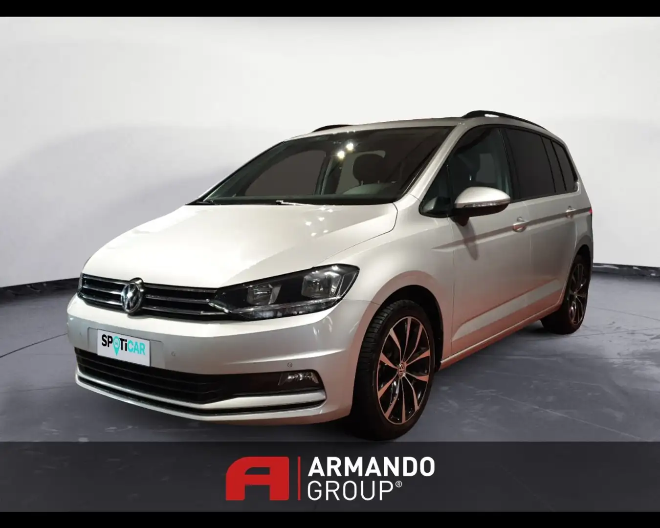 Volkswagen Touran 3ª serie 1.6 TDI 115 CV SCR DSG Highline BlueMoti Silber - 1