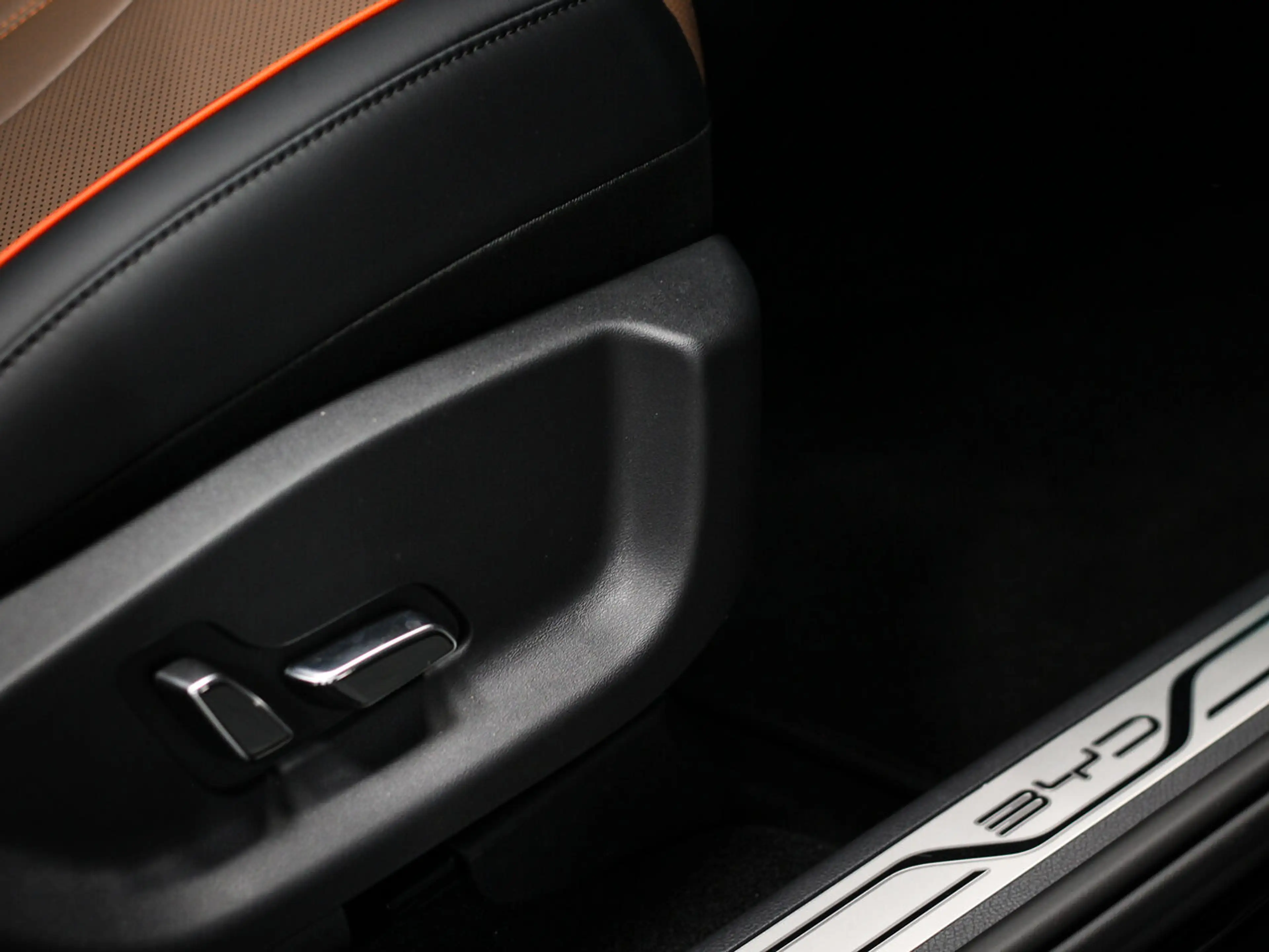 BYD Seal U DM-i BOOST — photo 12