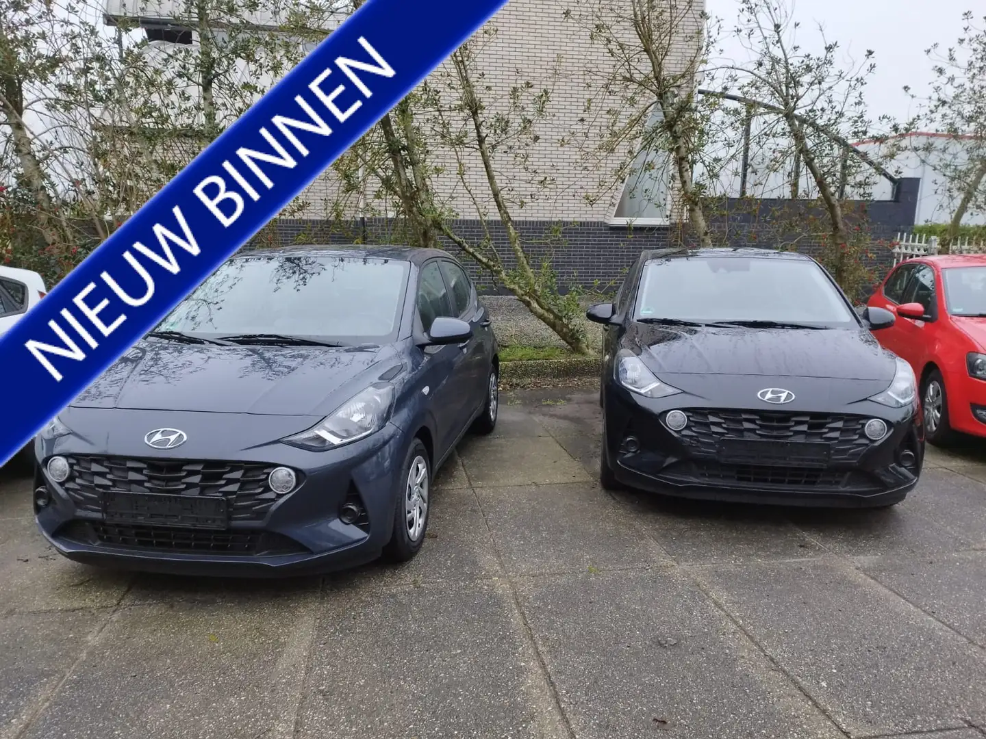 Hyundai i10 1.0 ** 3 STUKS ** Comfort Automaat ** Carplay ** N Zwart - 1