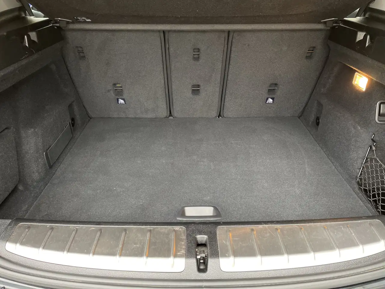 BMW X2 sDrive18i Advantage Navigation-Sitzheizung-Parkass 12