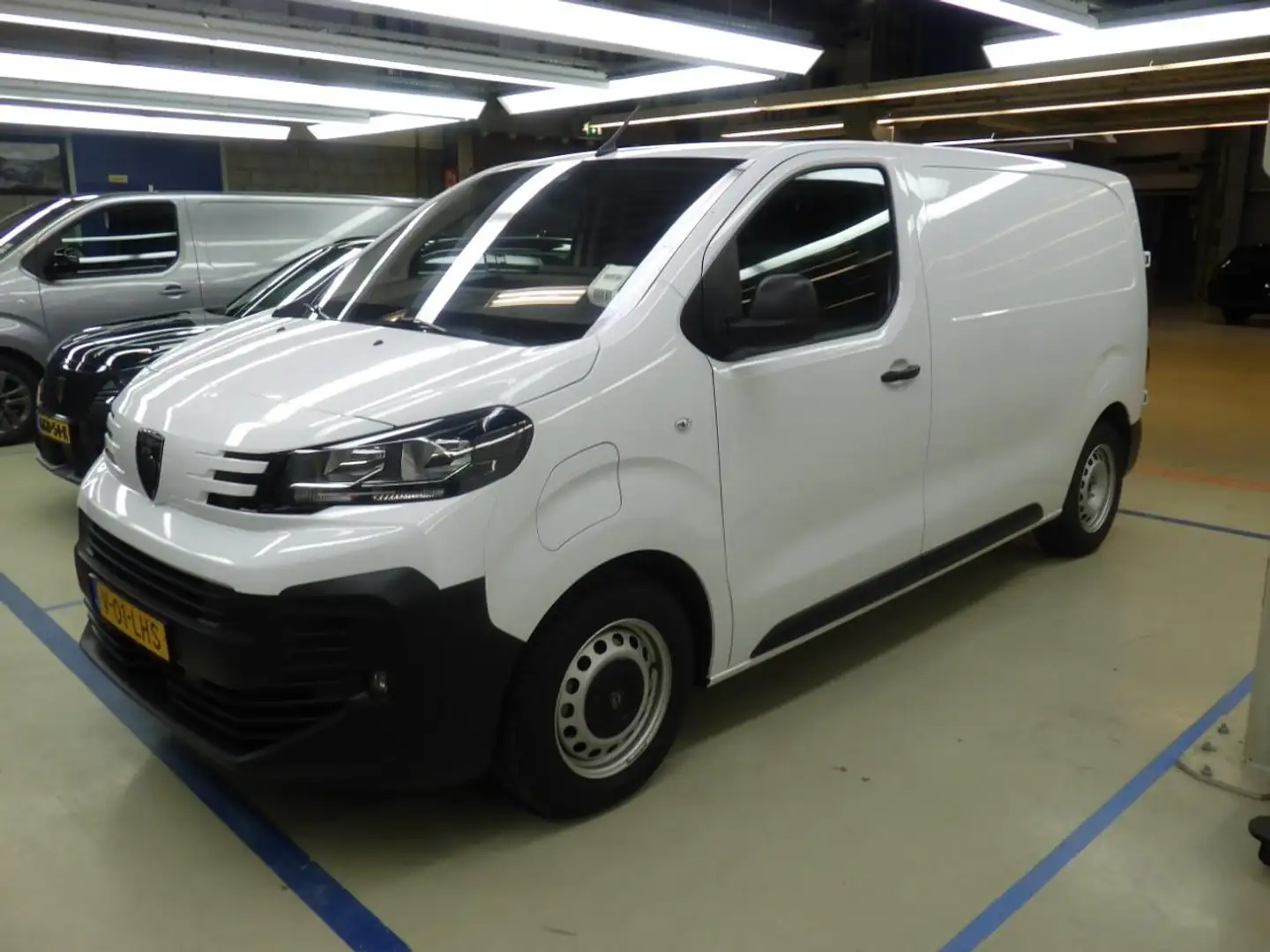 Peugeot e-Expert EV L2 75 kWh | Navigatie | Achteruitrijcamera | Cr Blanc - 1