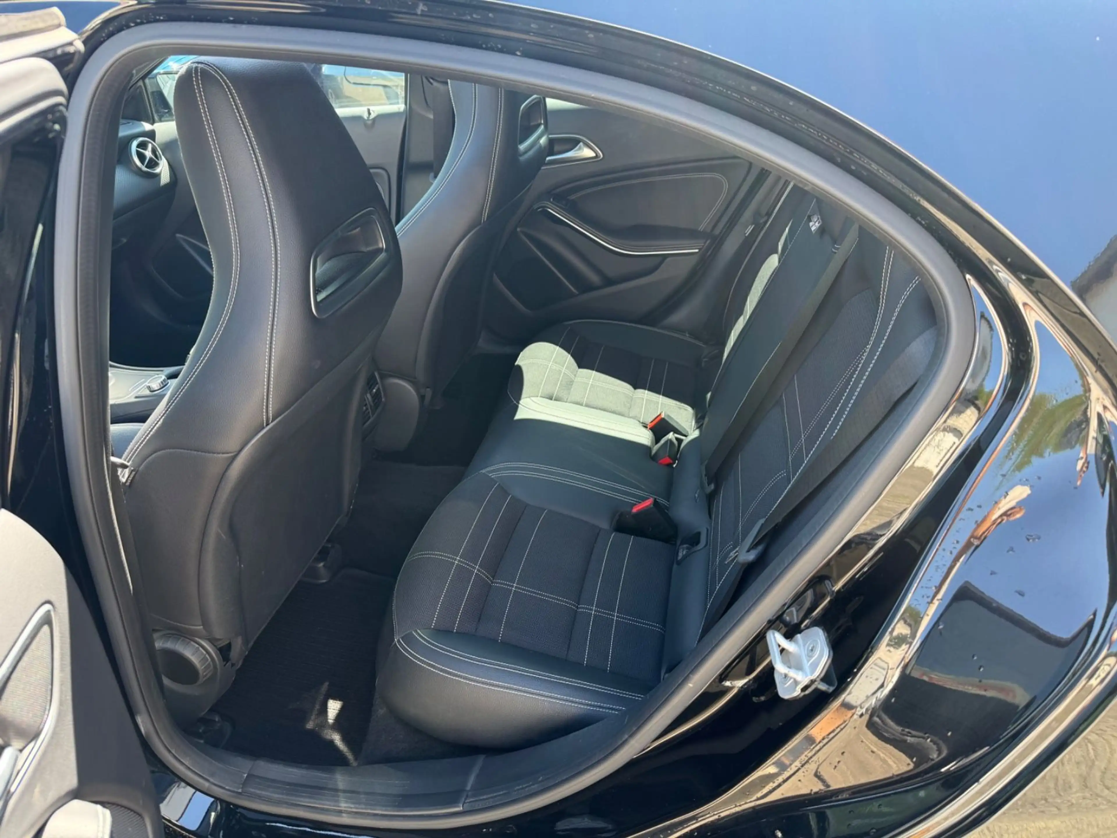 Mercedes-Benz A 220 CDI Automatik Panorama Kamera Tempomat — photo 13