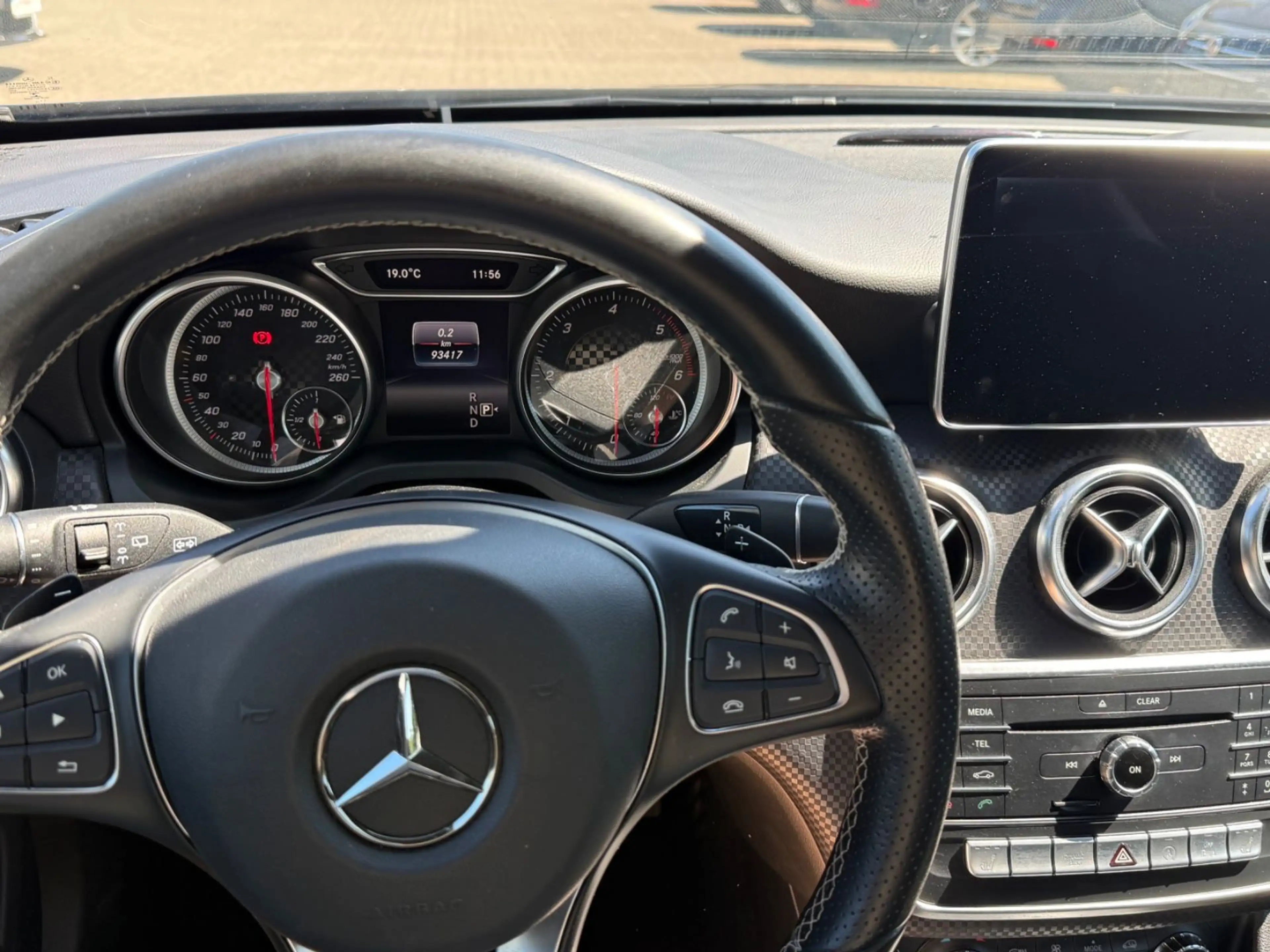 Mercedes-Benz A 220 CDI Automatik Panorama Kamera Tempomat — photo 8
