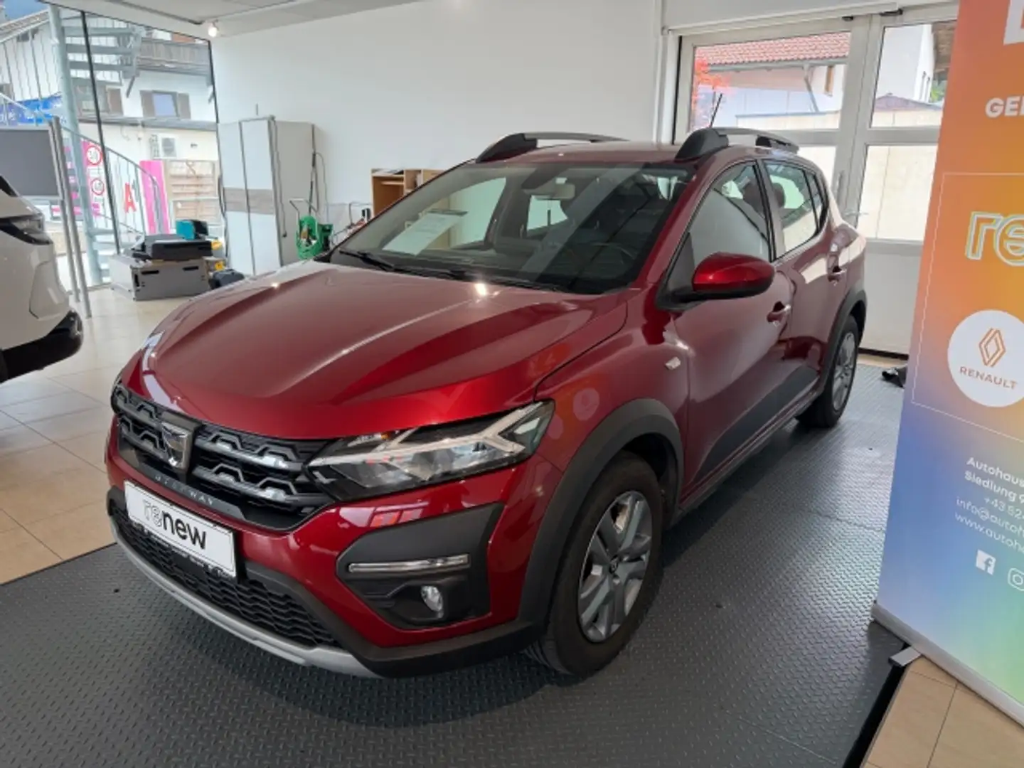 Dacia Sandero SanderoStepComfTCE90 Rot - 2