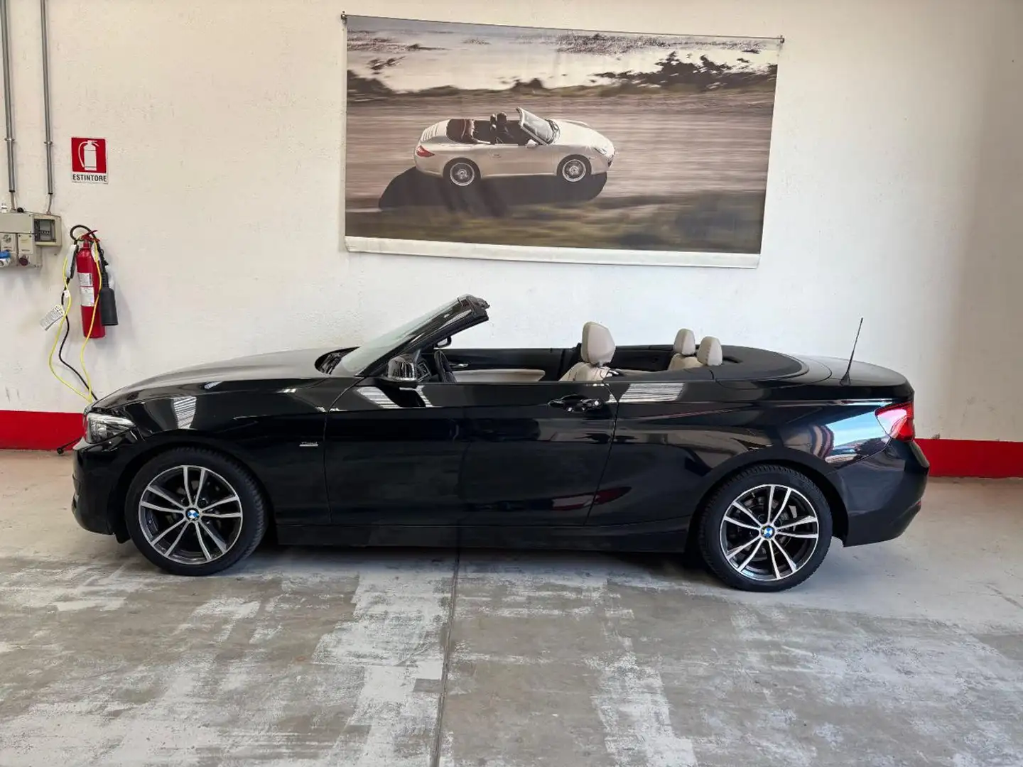 BMW 218 d Cabrio Sport Noir - 1