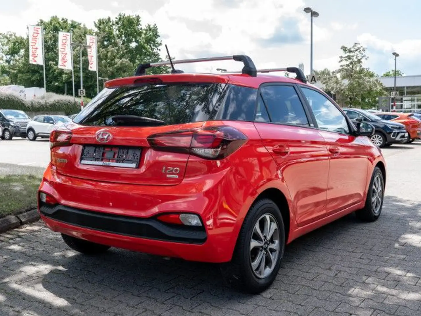 Hyundai i20 FL 5T 1.0 Turbo DCT (MJ20) crvena - 2