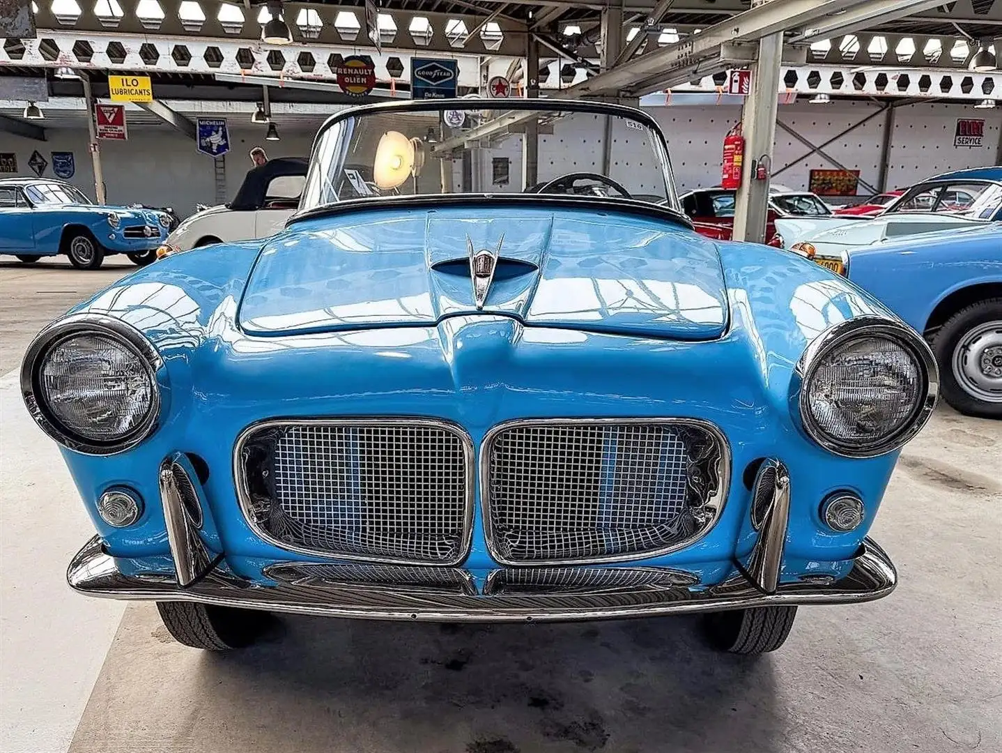 Oldtimer Fiat 1200TV spider Blue - 2