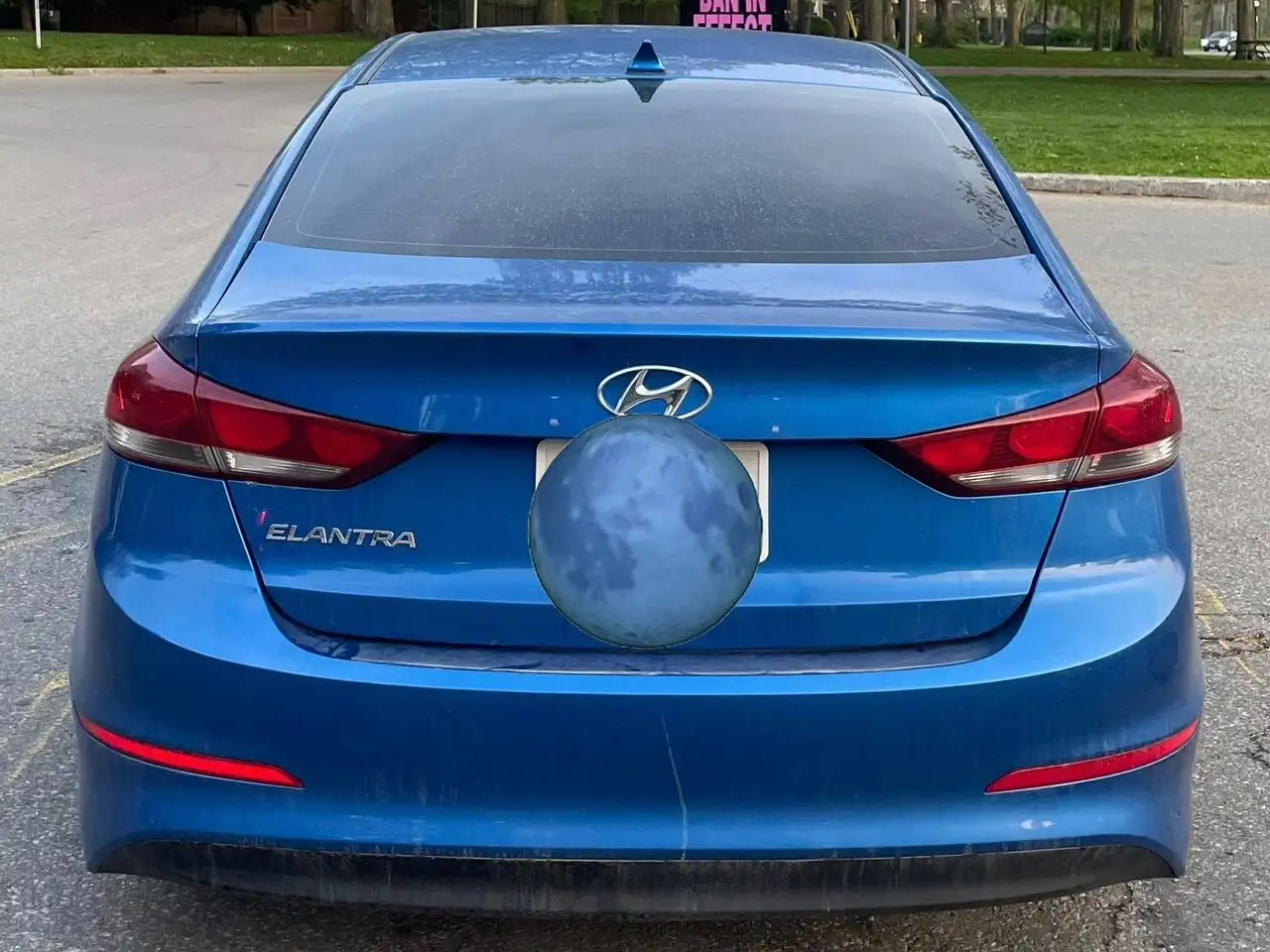 Hyundai ELANTRA снимка Hyundai ELANTRA