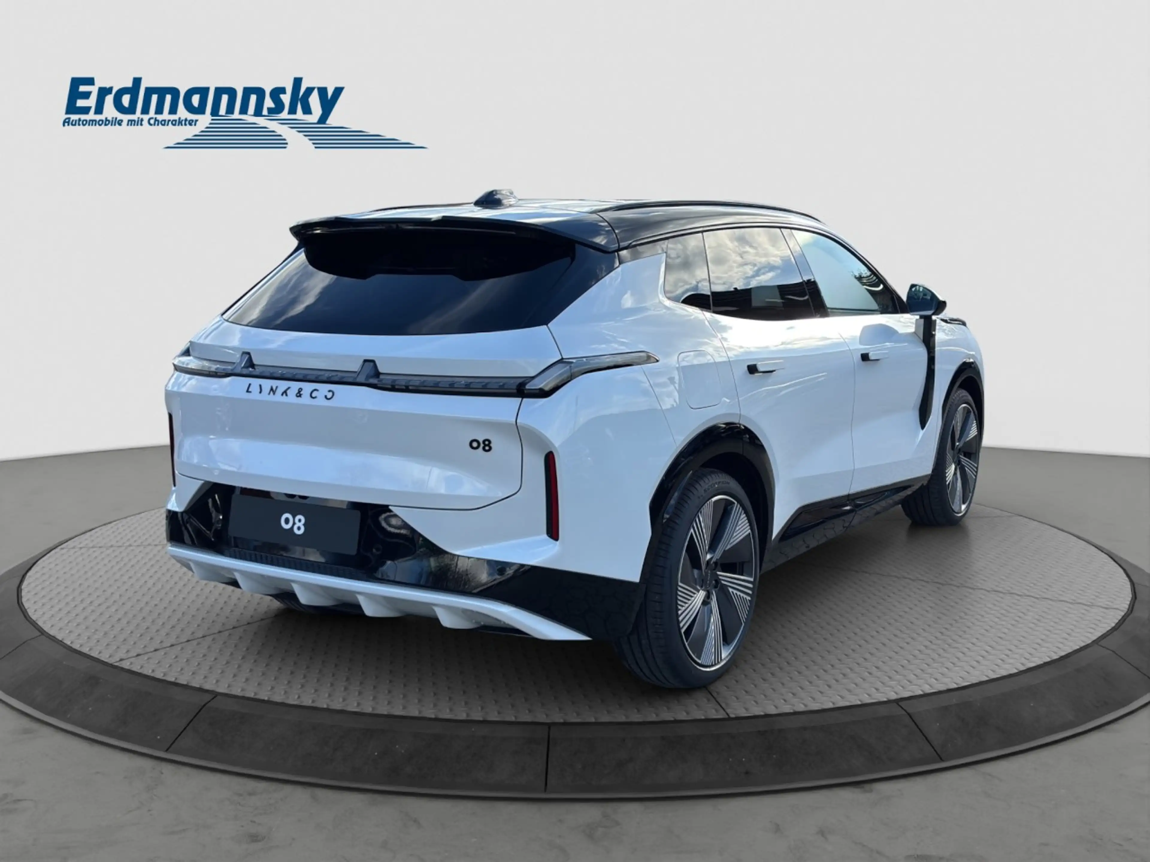 Lynk & Co 08 More Plug-In Hybrid / Pano / Matrix / 360Grad — photo 4