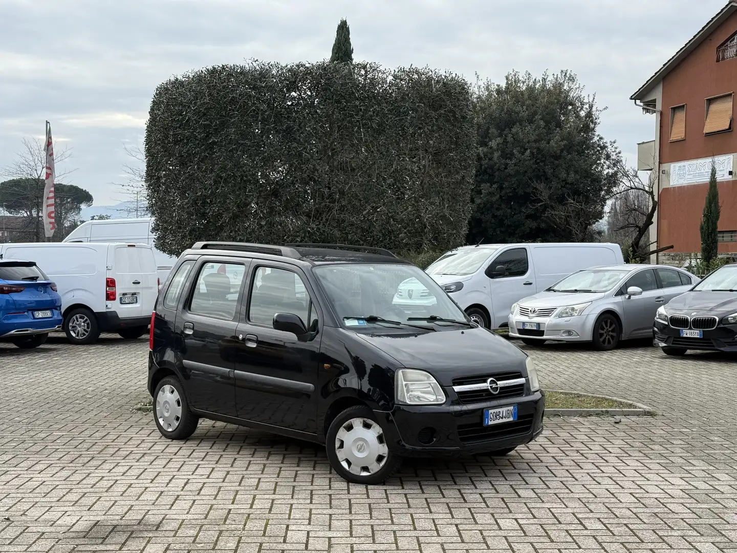 Opel Agila 1.0 12v Enjoy - 1