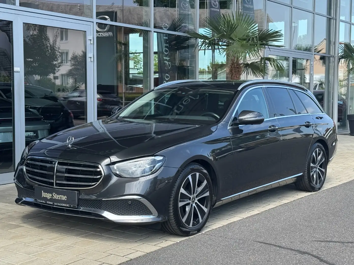 Mercedes-Benz E 200 d T-Modell Austria Edition KeyGo PTS Shz Grigio - 2