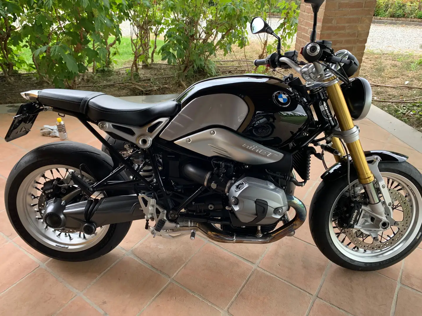 BMW R nineT - 1