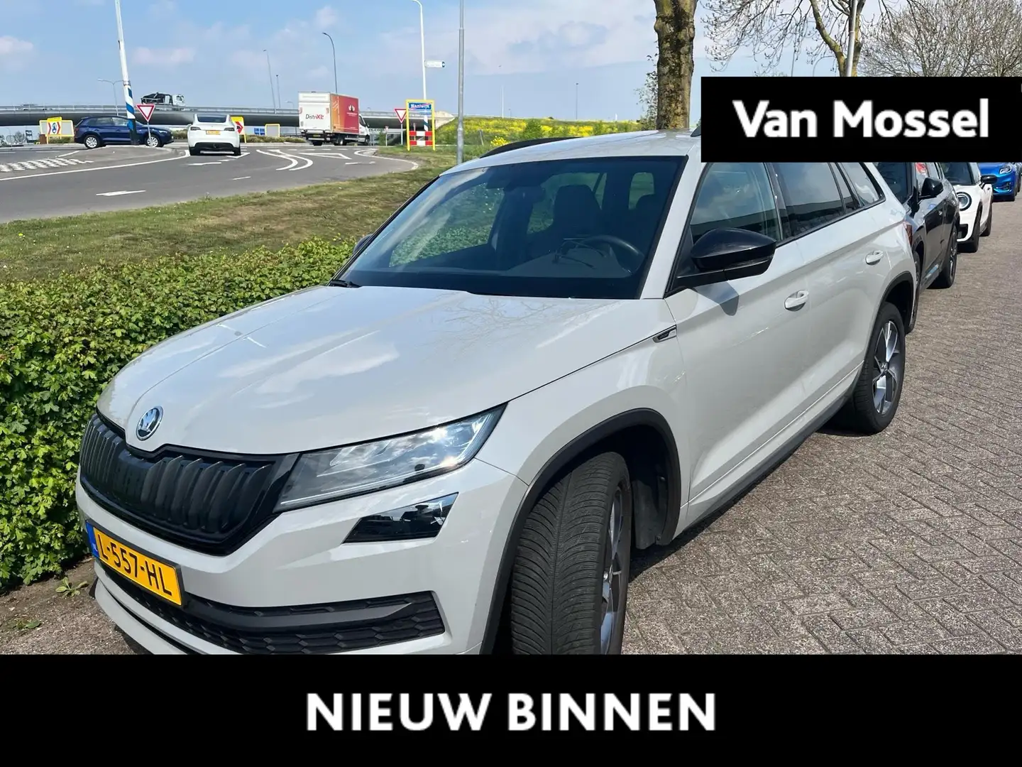 Skoda Kodiaq 1.5 TSI Sportline Business 7-zitter 150 PK | Autom Grijs - 1