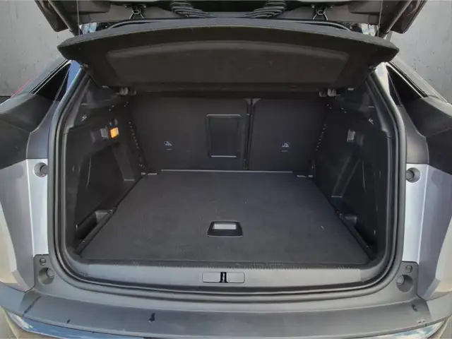 Peugeot 3008 view 7
