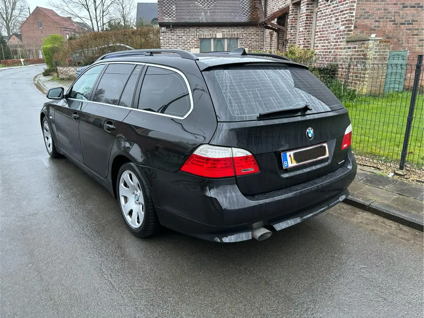 BMW 520 520d Touring Edition Fleet Zwart - 2