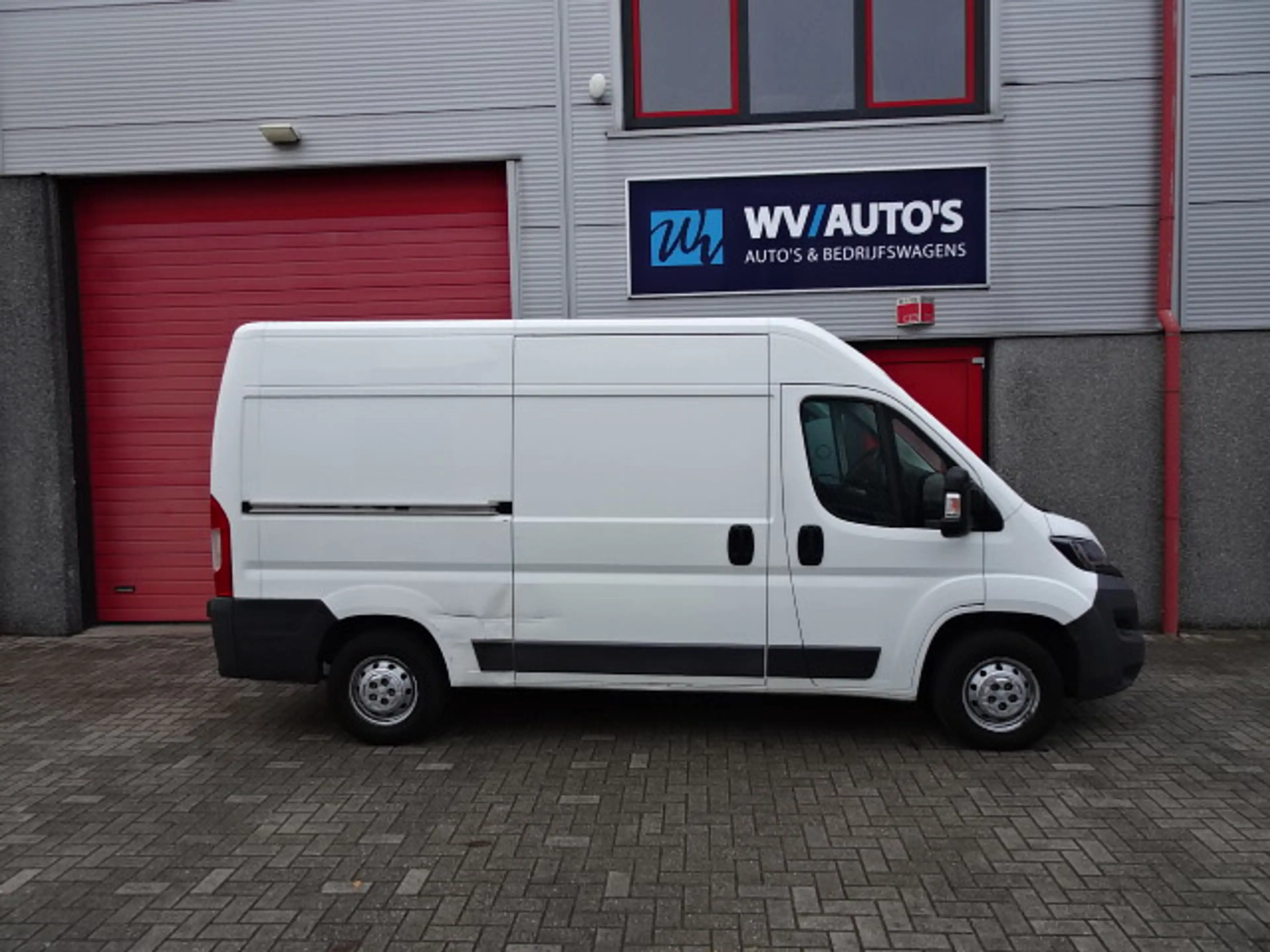 Peugeot Boxer 330 2.0 BlueHDI L2H2 Premium Pack 2 x schuifdeur — photo 6